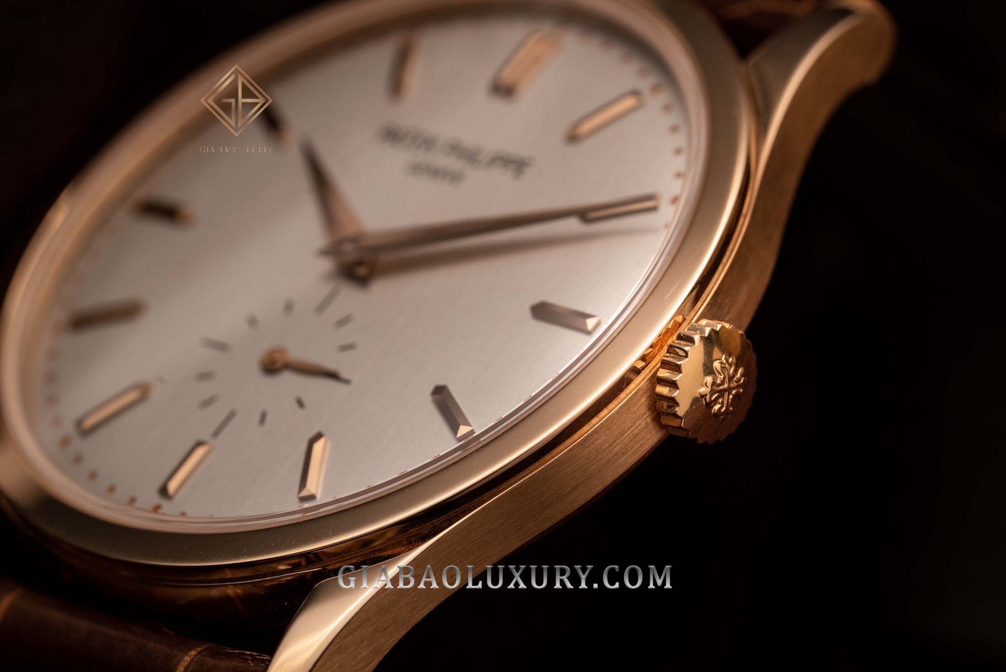 Đồng Hồ Patek Philippe Calatrava 5196R-001