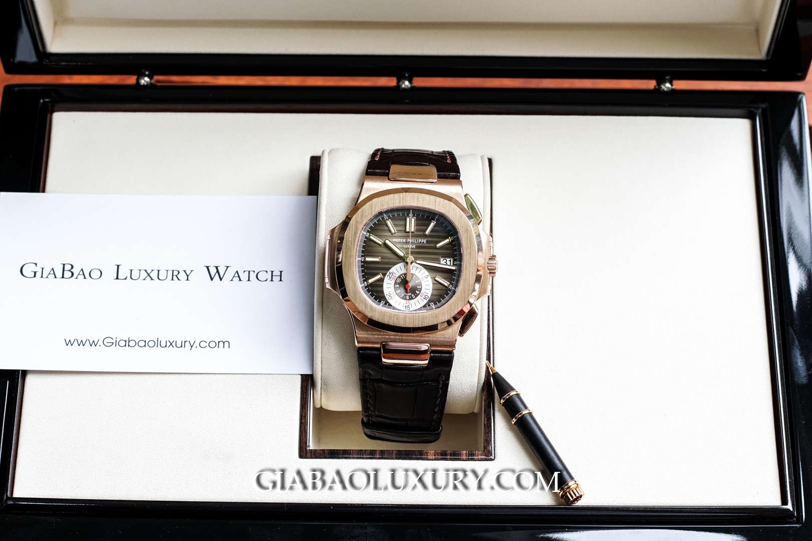 đồng hồ Patek Philippe Nautilus 5980R 001