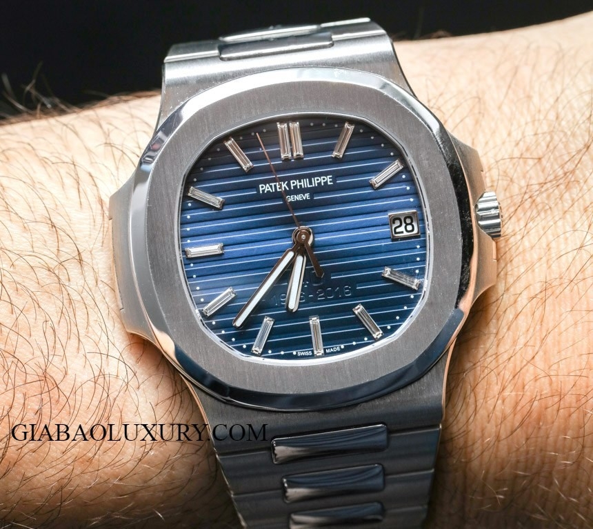 Đồng Hồ Patek Philippe Nautilus 5711/1P Phiên Bản Kỉ Niệm 40 Năm