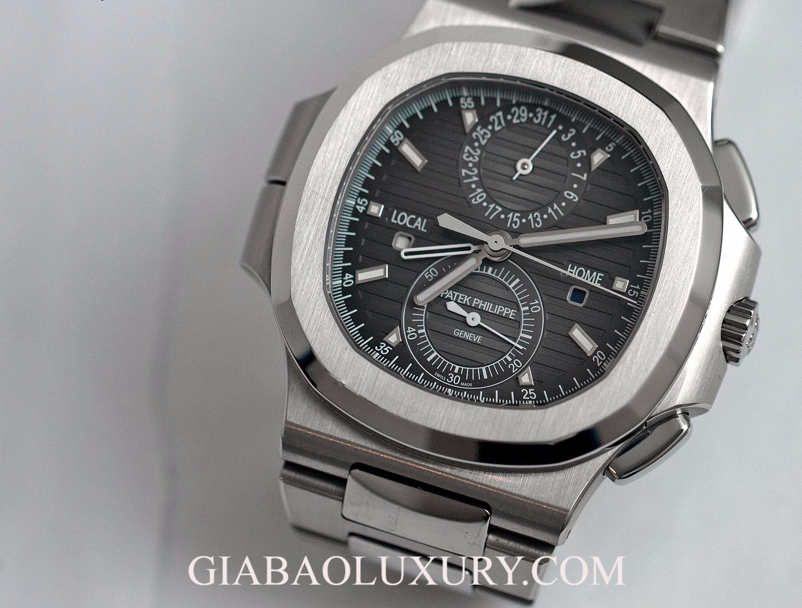 đồng hồ Patek Philippe 5990A NAUTILUS