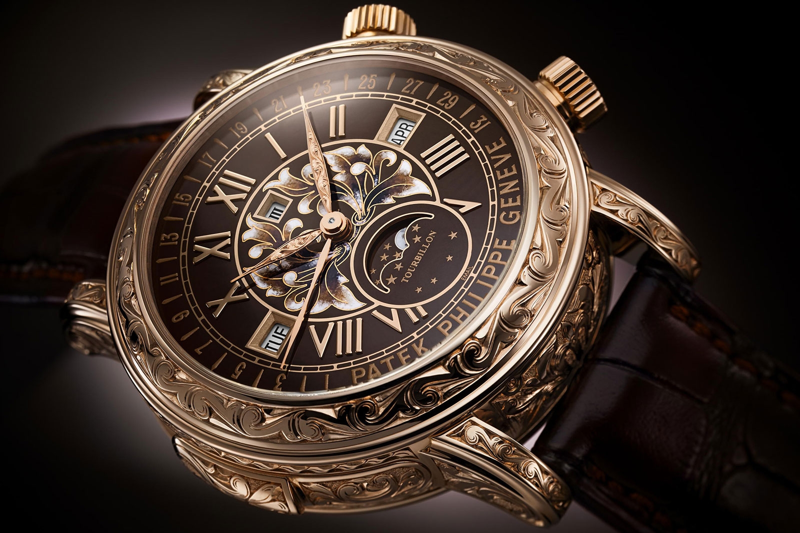 Thương hiệu Patek Philippe giới thiệu Sky Moon Tourbillon Ref. 6002R