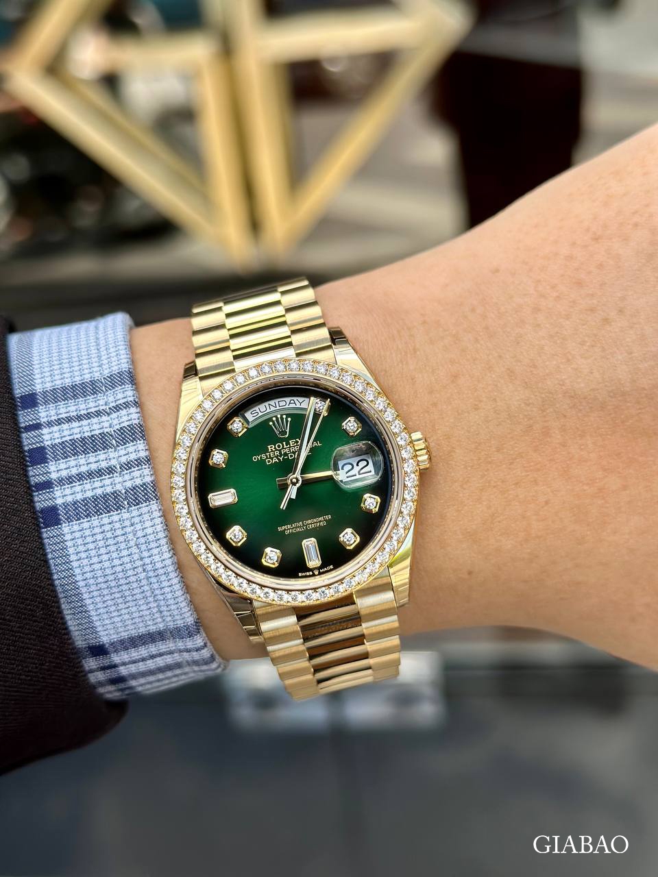 Đồng Hồ Parmigiani Fleurier Tonda 1950 PFC267-1263300-HA2141 Mặt Số Vỏ Trai Trắng