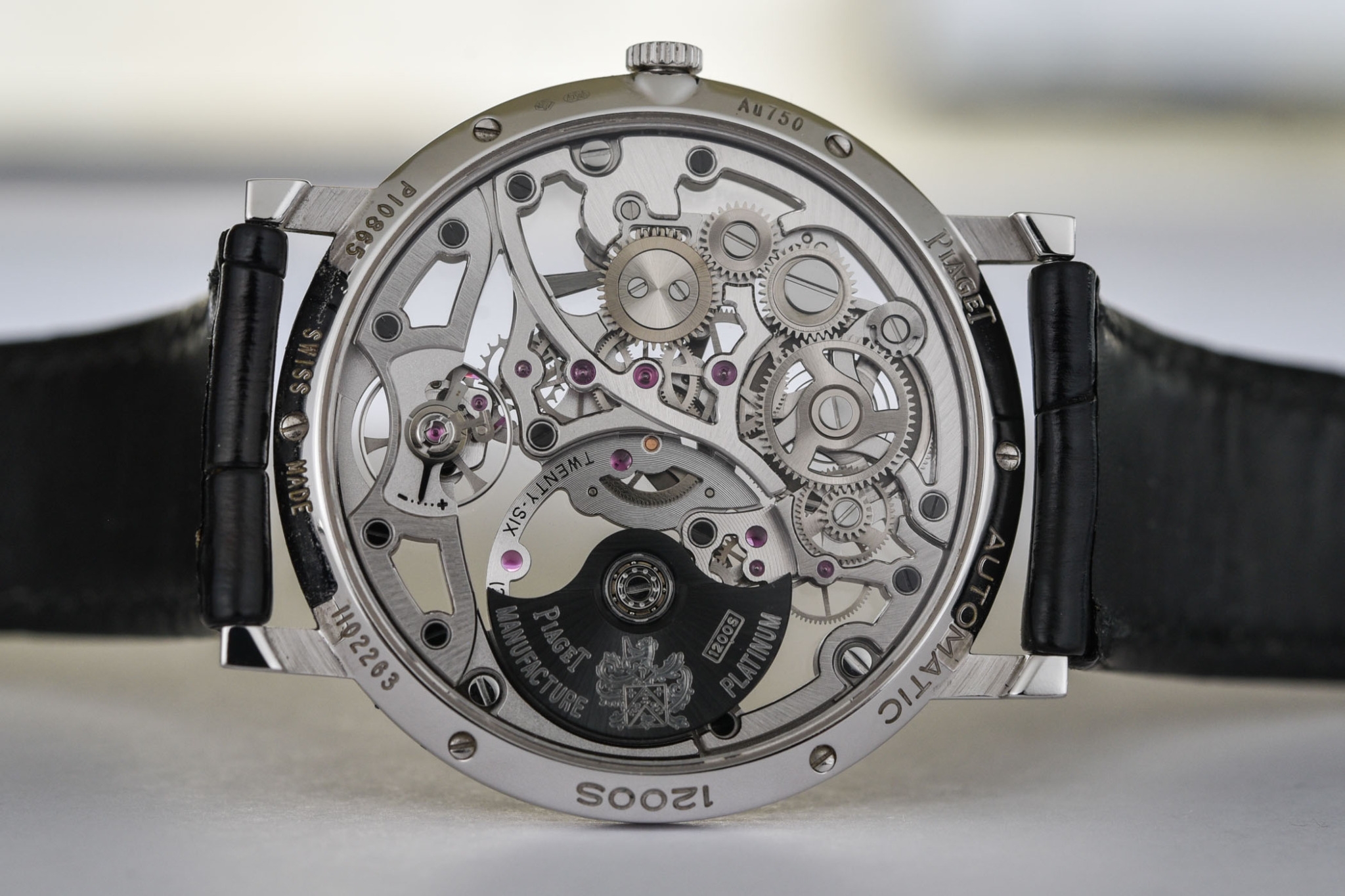 Đồng hồ Piaget Altiplano Skeleton Ultra-Thin: Nghệ thuật của những đường cắt