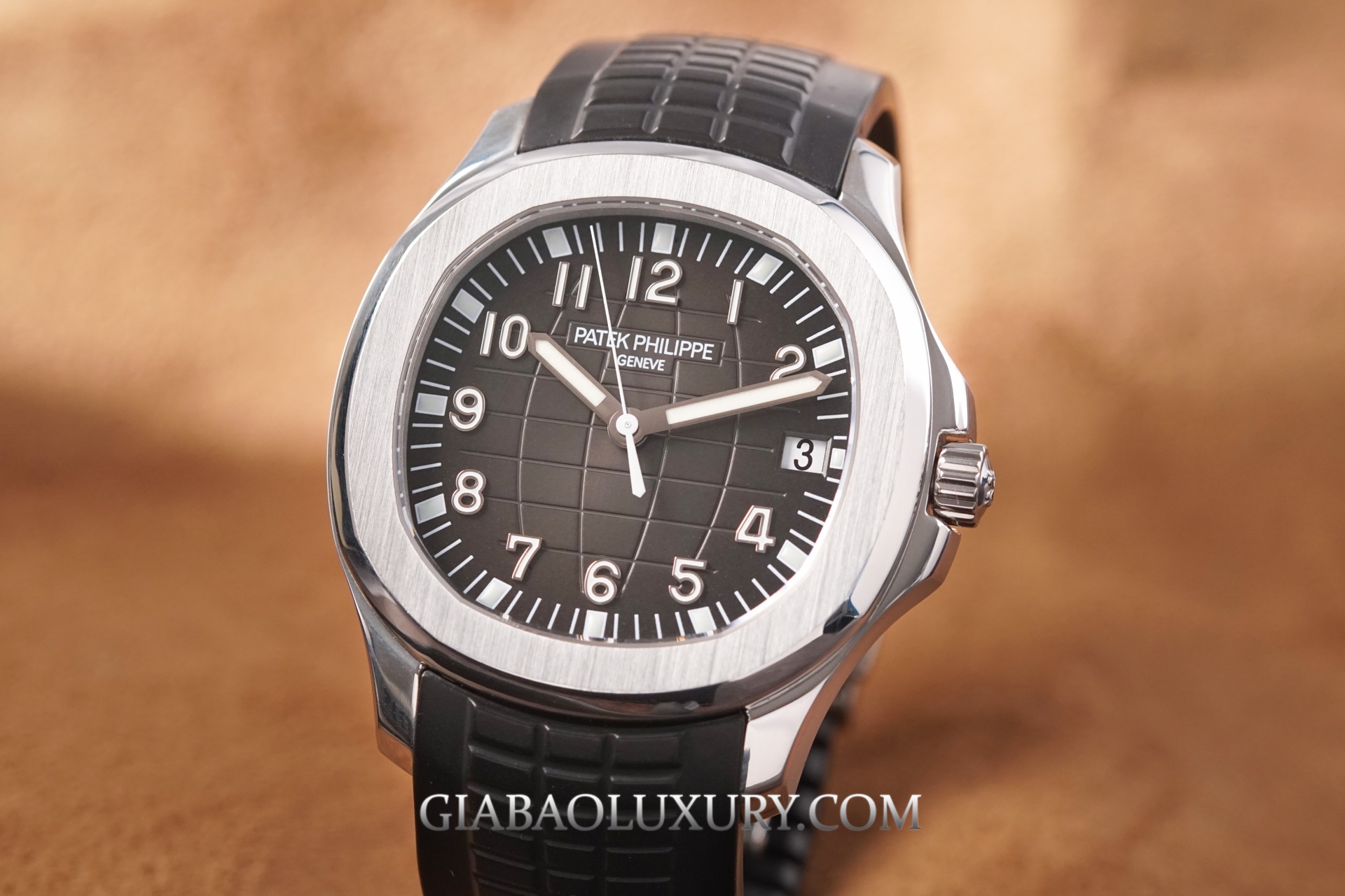 Review đồng hồ Patek Philippe Aquanaut 5167A