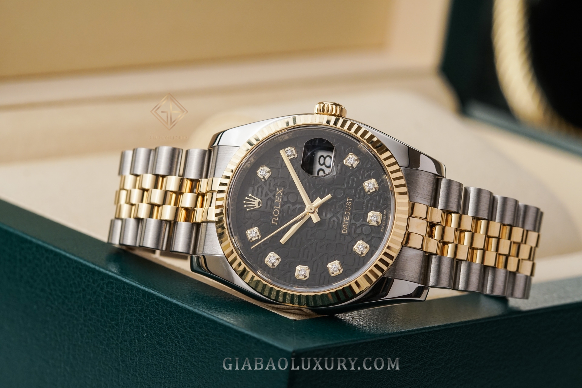 Đồng Hồ Rolex Datejust 36 116233 Mặt Số Vi Tính Đen