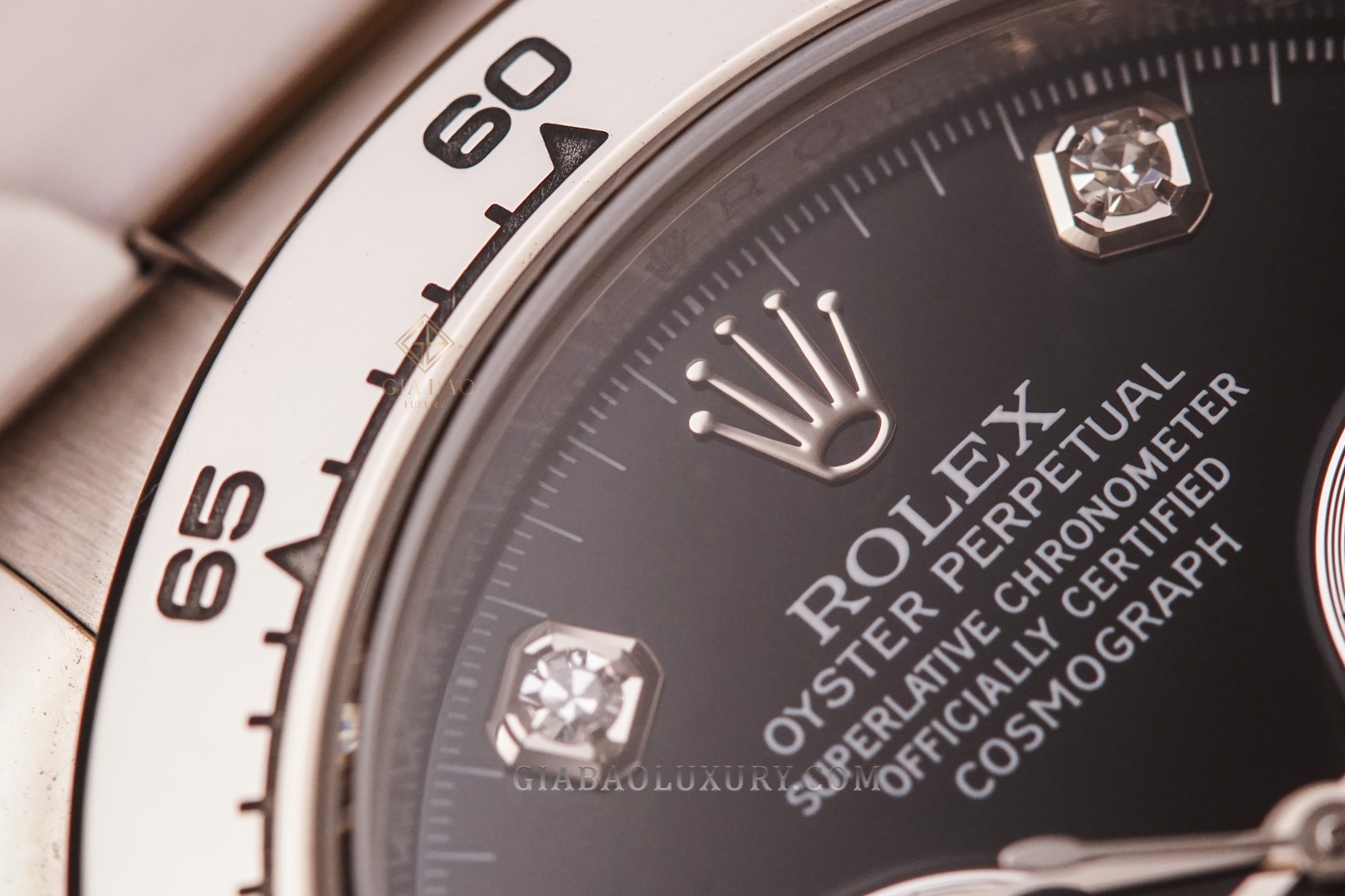 Đồng Hồ Rolex Cosmograph Daytona 116519G Mặt Số Đen Cọc Số Kim Cương