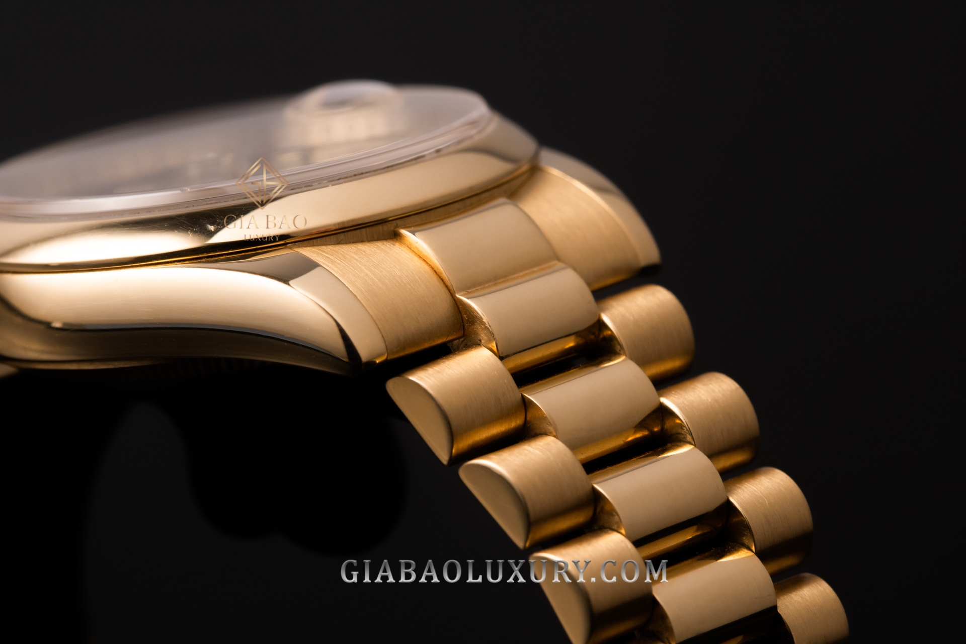  Đồng hồ Rolex Day-Date 36 118208 Mặt Số Đen Cọc Số Kim Cương