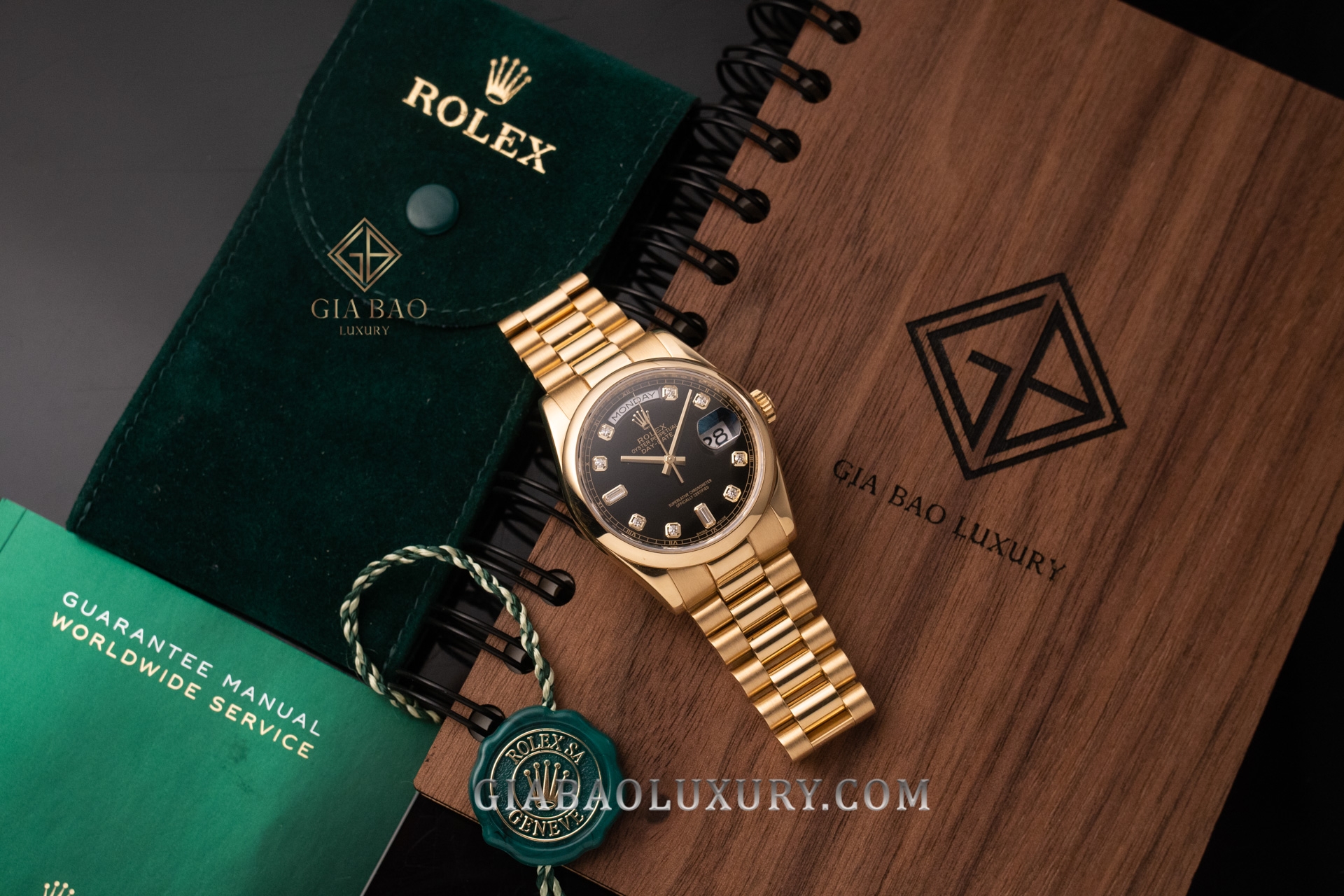  Đồng hồ Rolex Day-Date 36 118208 Mặt Số Đen Cọc Số Kim Cương