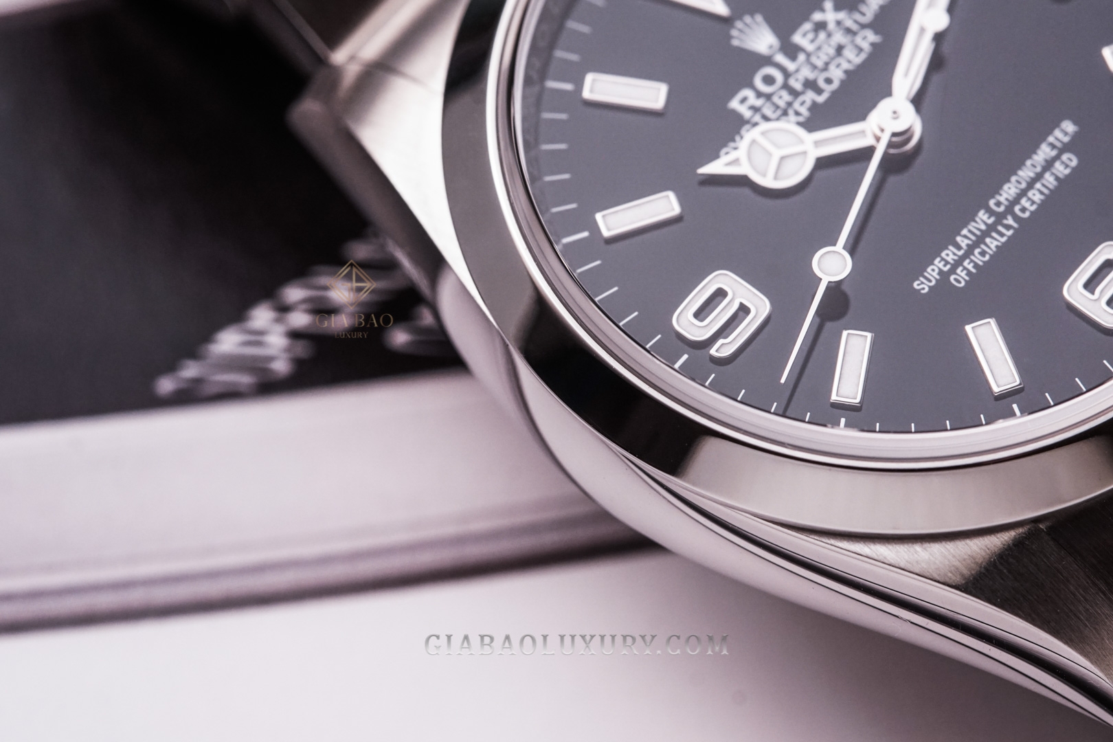 Đồng Hồ Rolex Explorer 124270 Mặt Số Đen