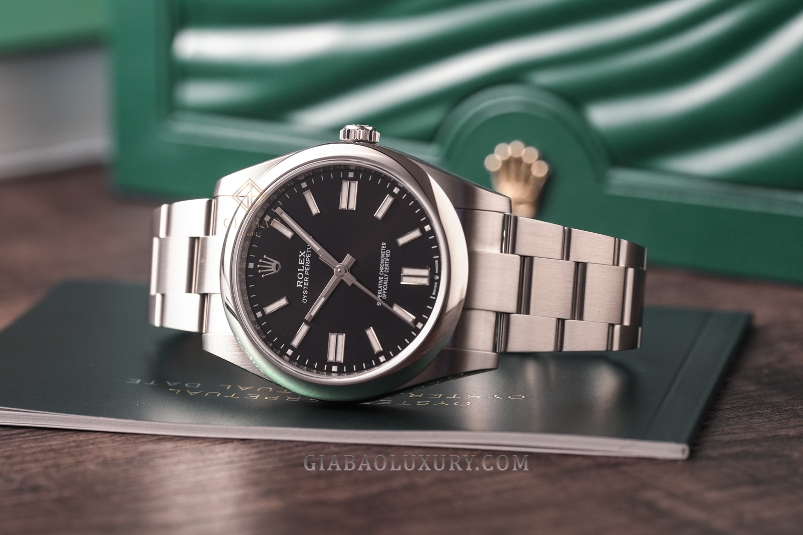 Đồng Hồ Rolex Oyster Perpetual 41 124300 Mặt Số Đen