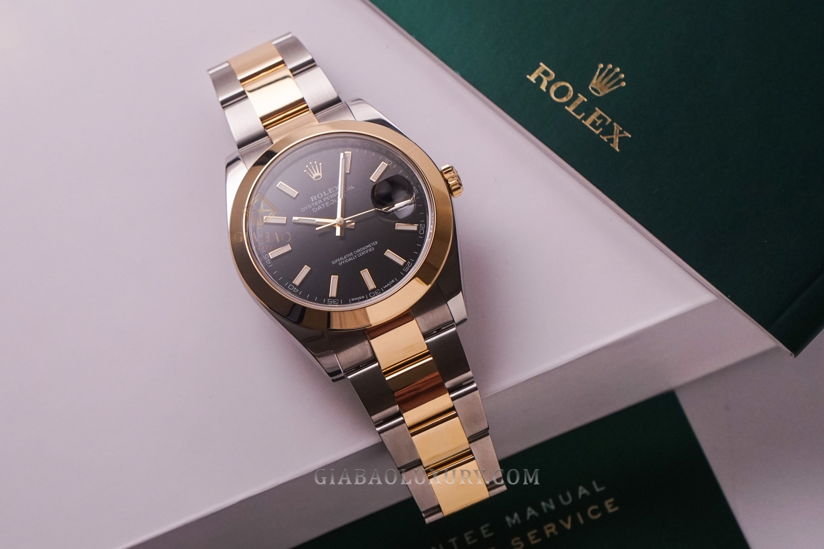 Đồng Hồ Rolex Datejust 41 126303 Mặt Số Đen Dây Đeo Oyster
