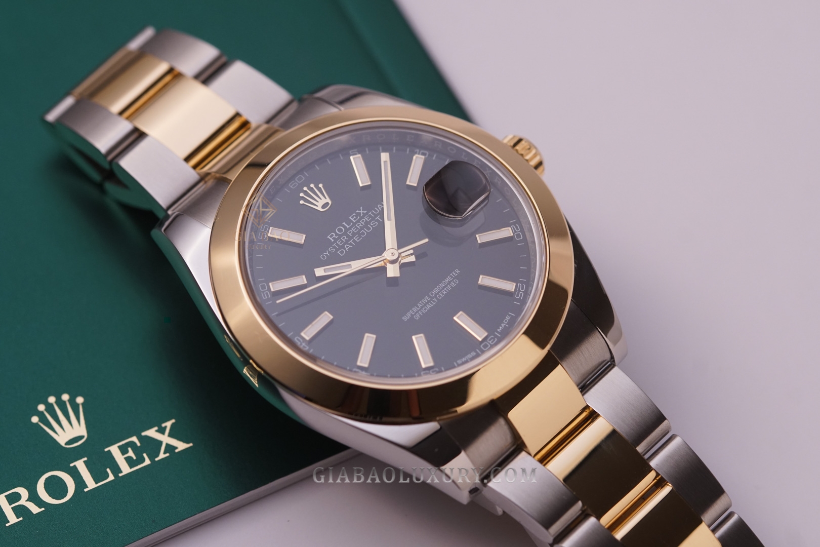 Đồng Hồ Rolex Datejust 41 126303 Mặt Số Đen Dây Đeo Oyster