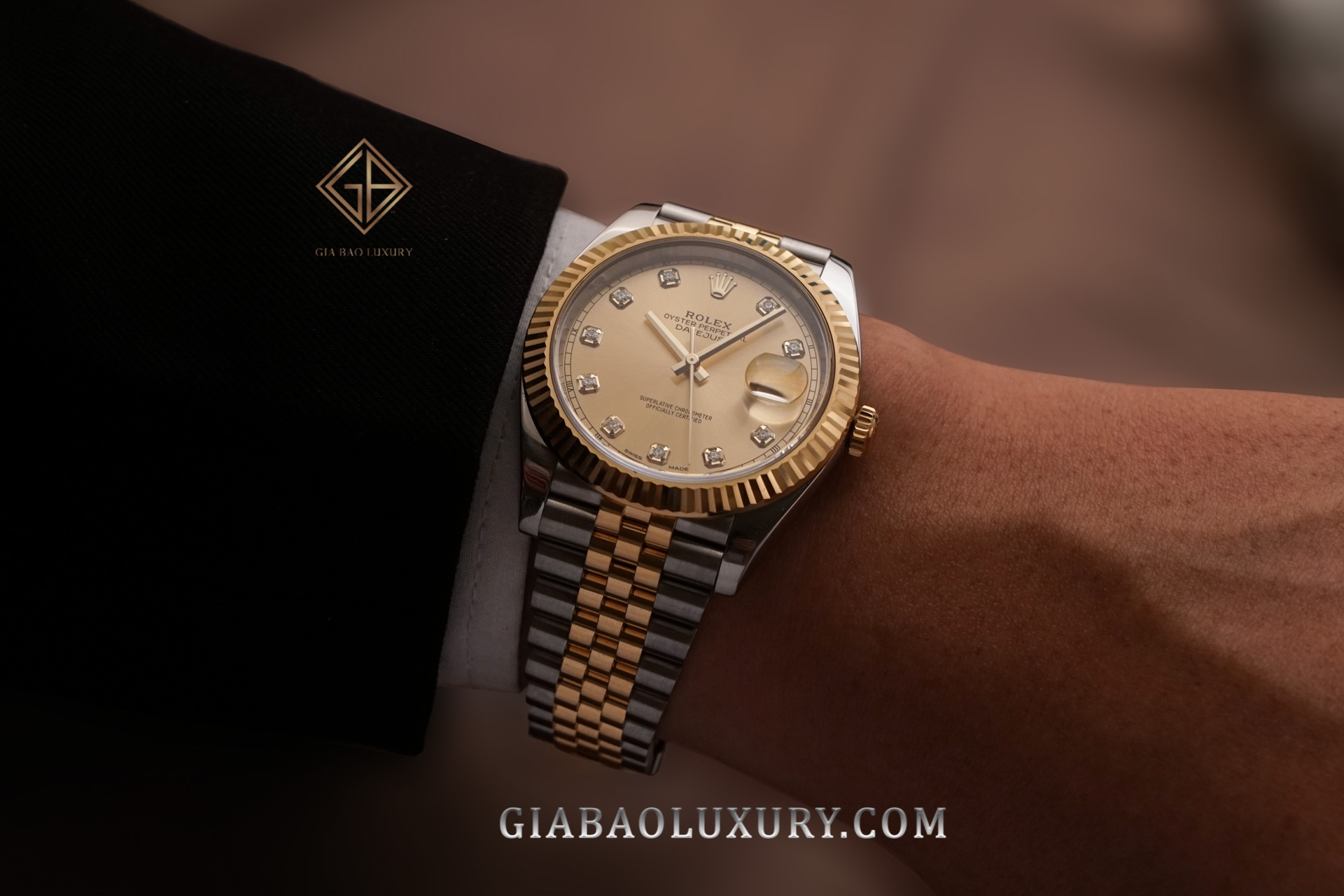 Đồng hồ Rolex Datejust 126333 mặt số champage cọc số kim cương