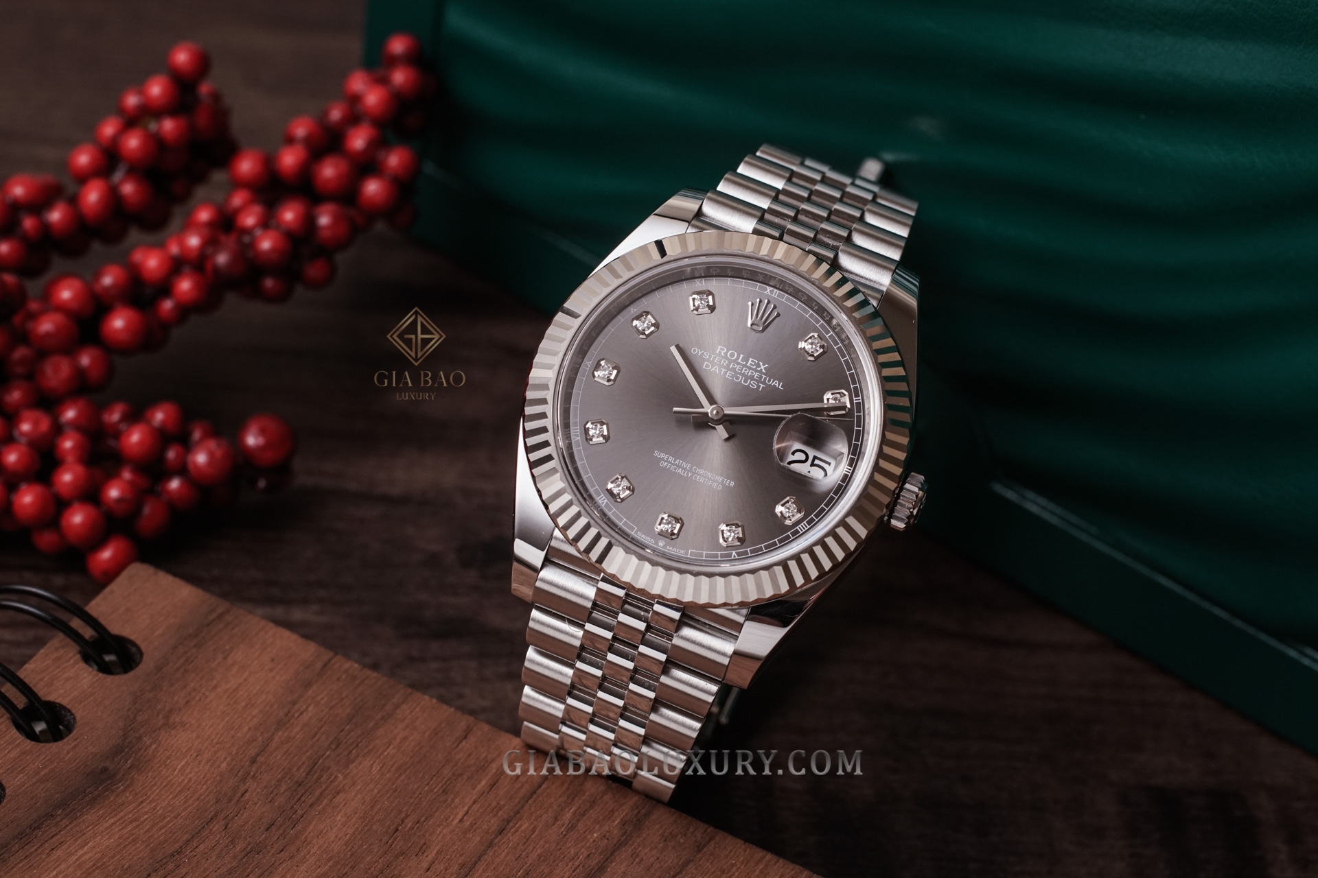 Đồng Hồ Rolex Datejust 41 126334 Mặt Số Rhodium Nạm Kim Cương