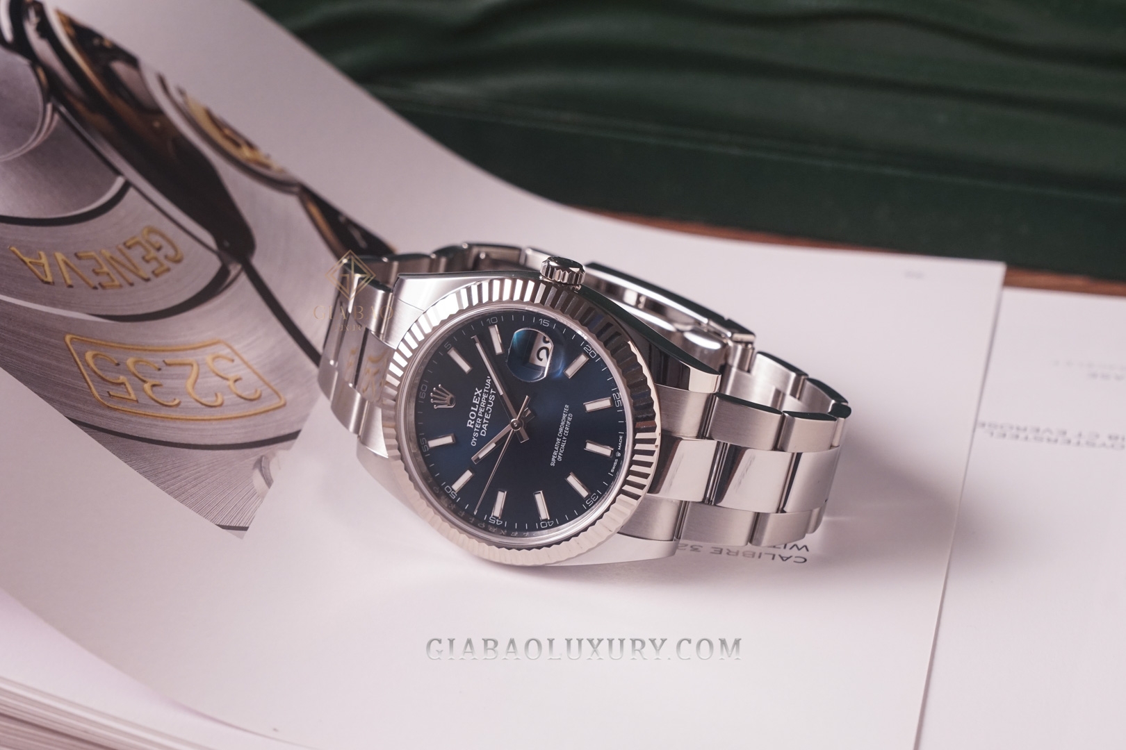 Đồng Hồ Rolex Datejust 41 126334 Mặt Số Xanh Dây Đeo Oyster