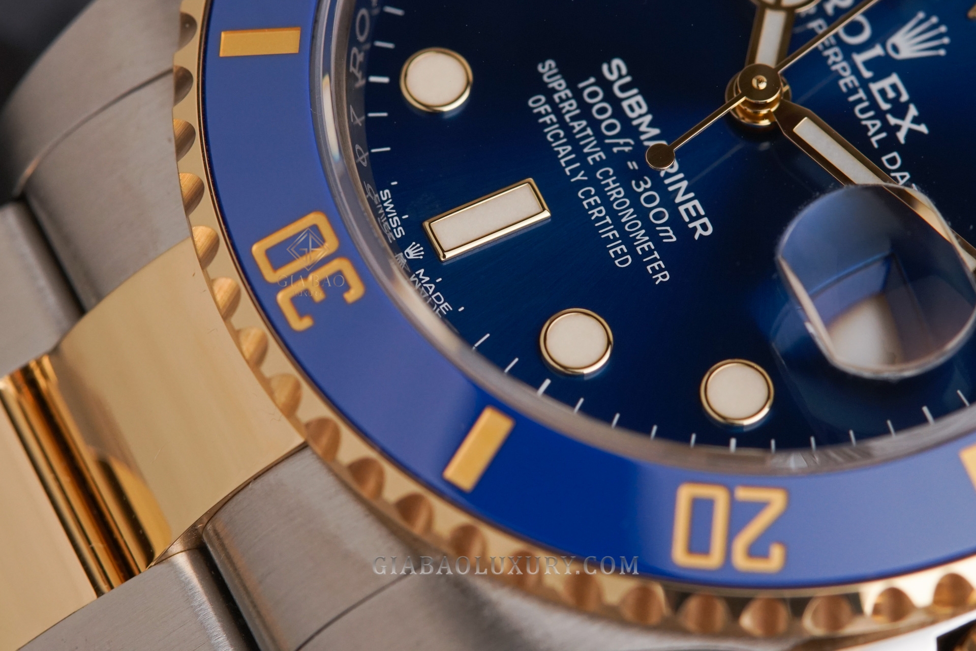 Đồng Hồ Rolex Submariner 126613LB Mặt Số Xanh Dương