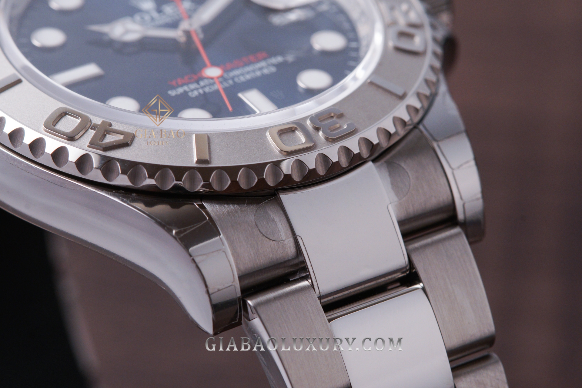 Đồng Hồ Rolex Yacht-Master 40 126622 Mặt Số Xanh