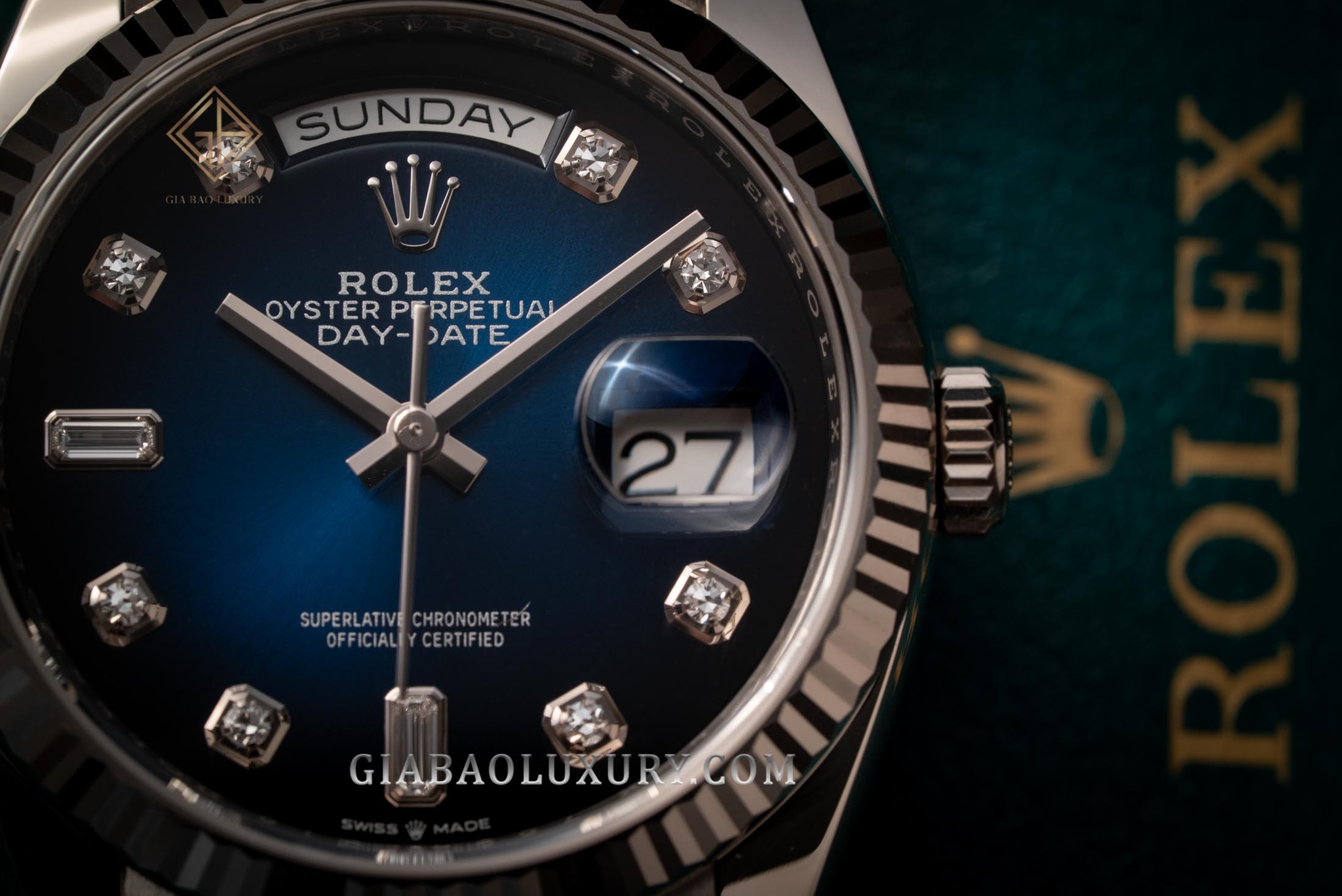 BH Đồng hồ Rolex Day-Date 36 128239 Mặt số Ombré xanh navy