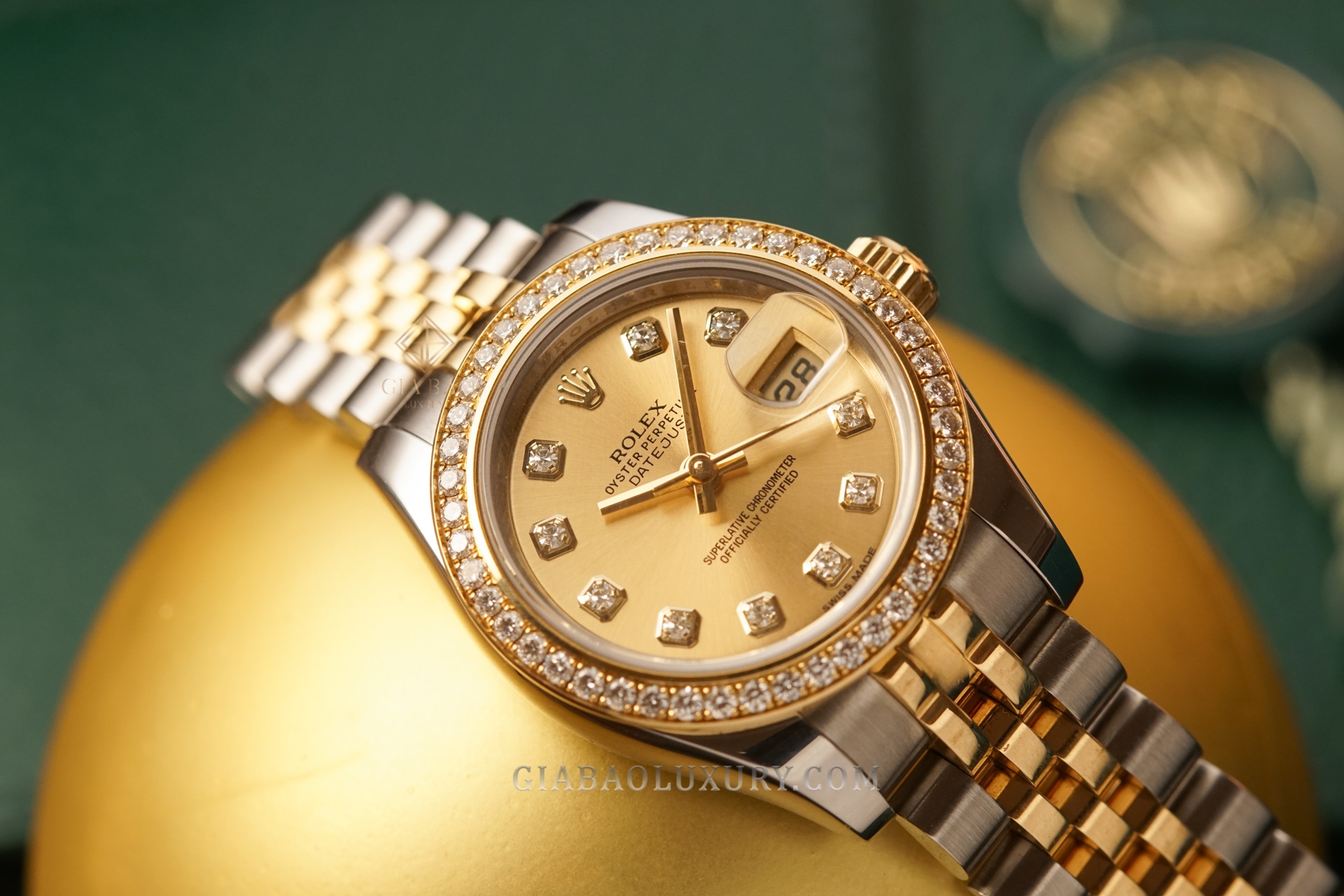 Đồng Hồ Rolex Lady-Datejust 26 179383 Mặt Số Vàng Champagne Cọc Số Kim Cương