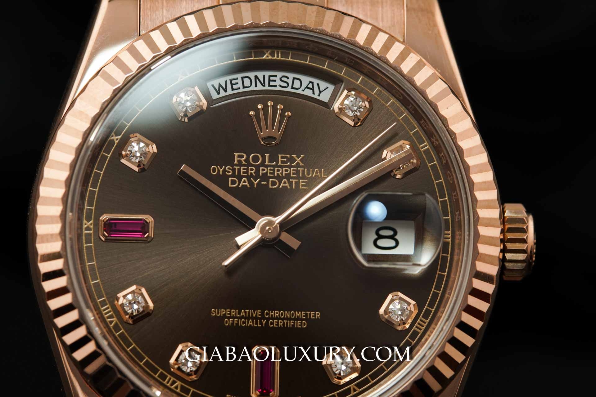 Đồng hồ Rolex Day-Date 118235 Mặt Số Chocolate Đá Ruby Đỏ Dây Đeo Oyster
