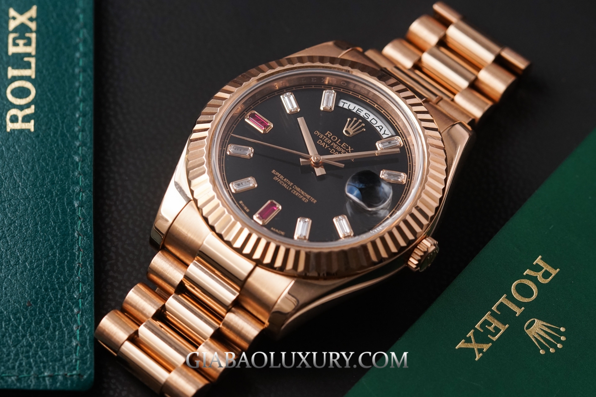 Đồng Hồ Rolex Day-Date II 218235 Mặt Số Đen