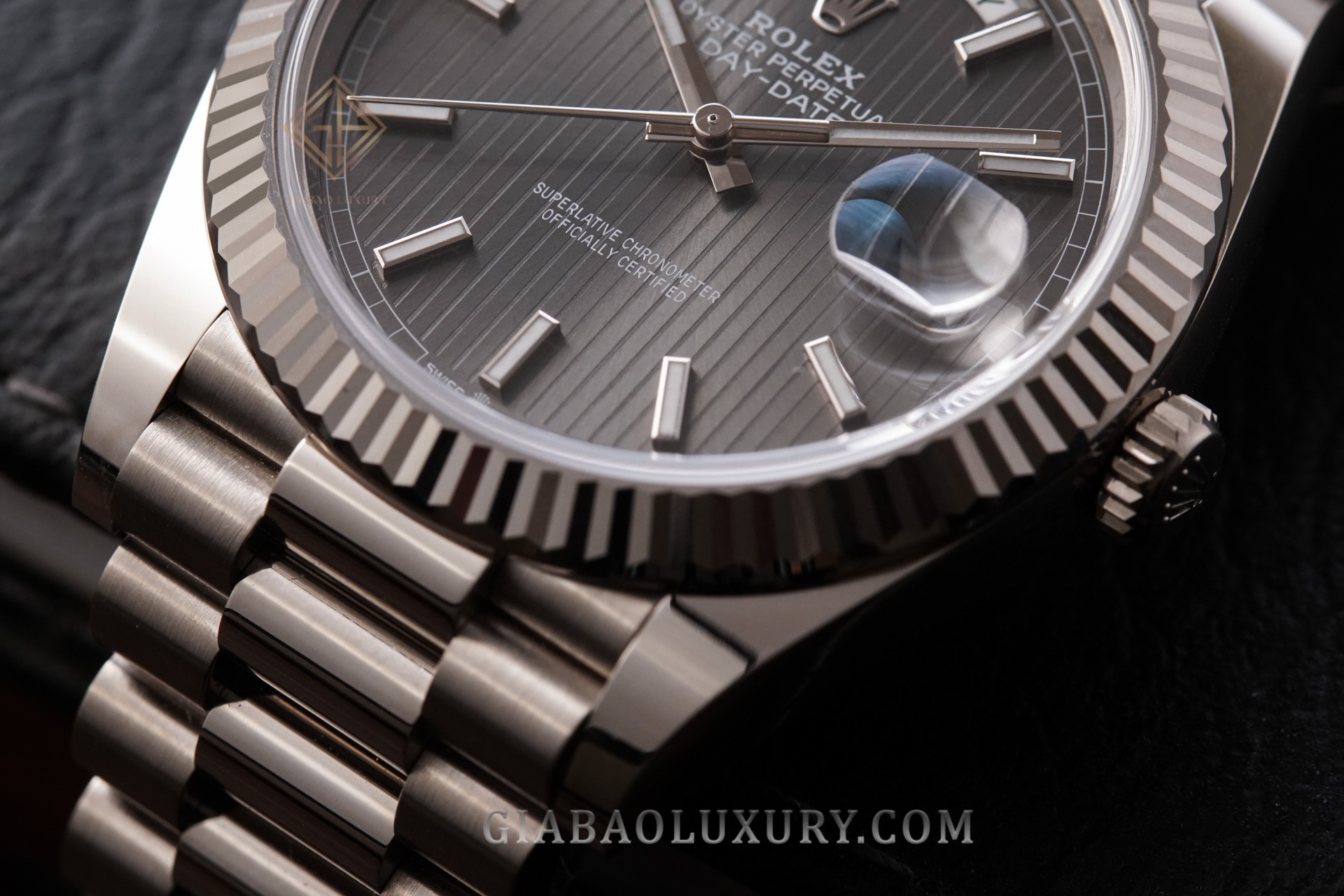 Review đồng hồ Rolex Day-Date 40 228239