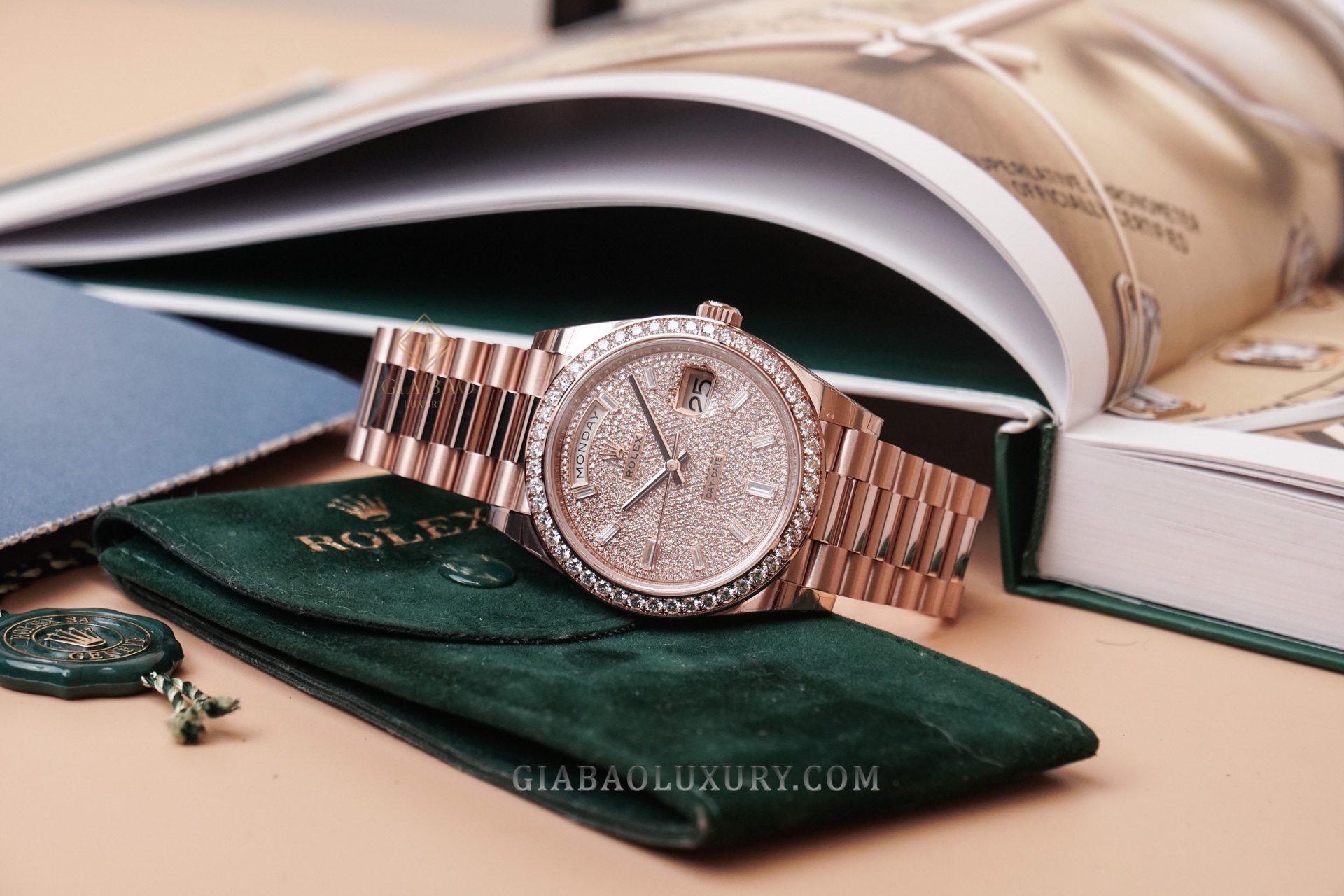 đồng hồ Rolex Day-Date 40 228345RBR