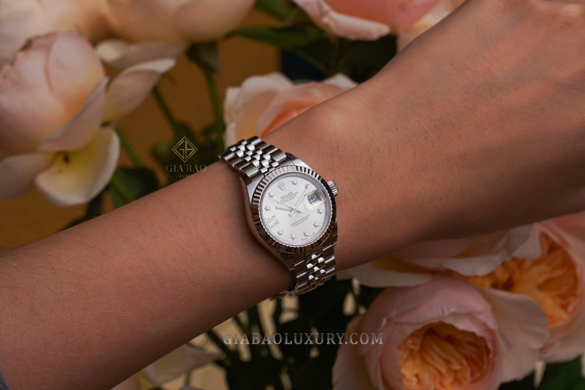 Đồng Hồ Rolex Lady Datejust 279174 Mặt Số Bạc Cọc Số Sao