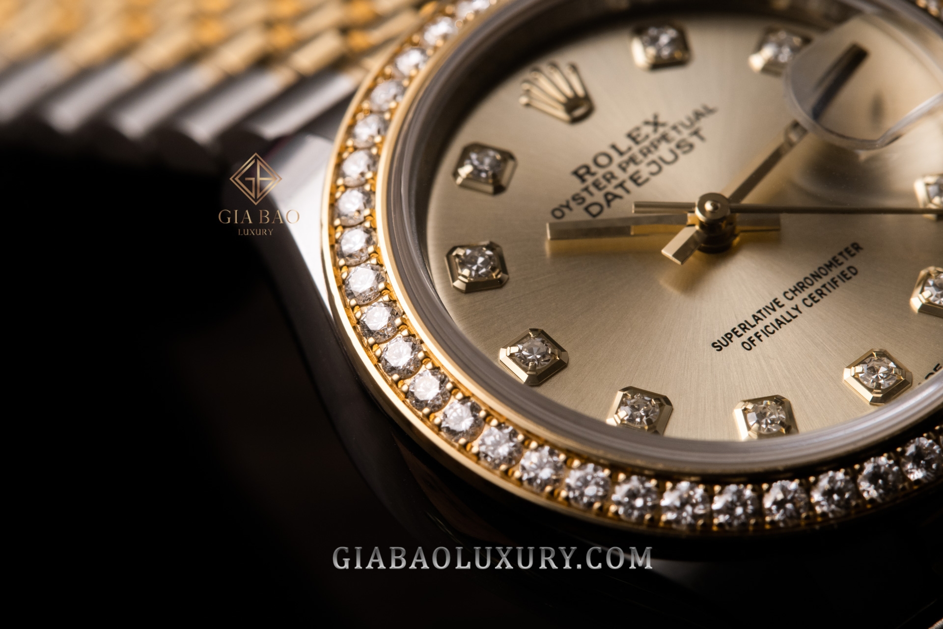 Đồng Hồ Rolex Lady-Datejust 28 279173 Mặt Số Vàng Champagne Nạm Kim Cương