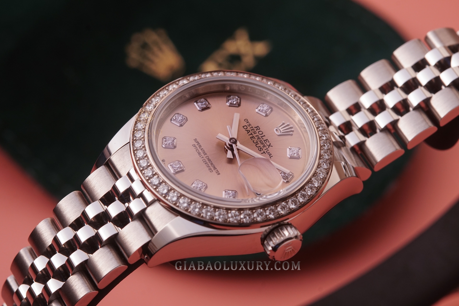 Đồng Hồ Rolex Datejust 28 279384 Mặt Số Hồng Nạm Kim Cương