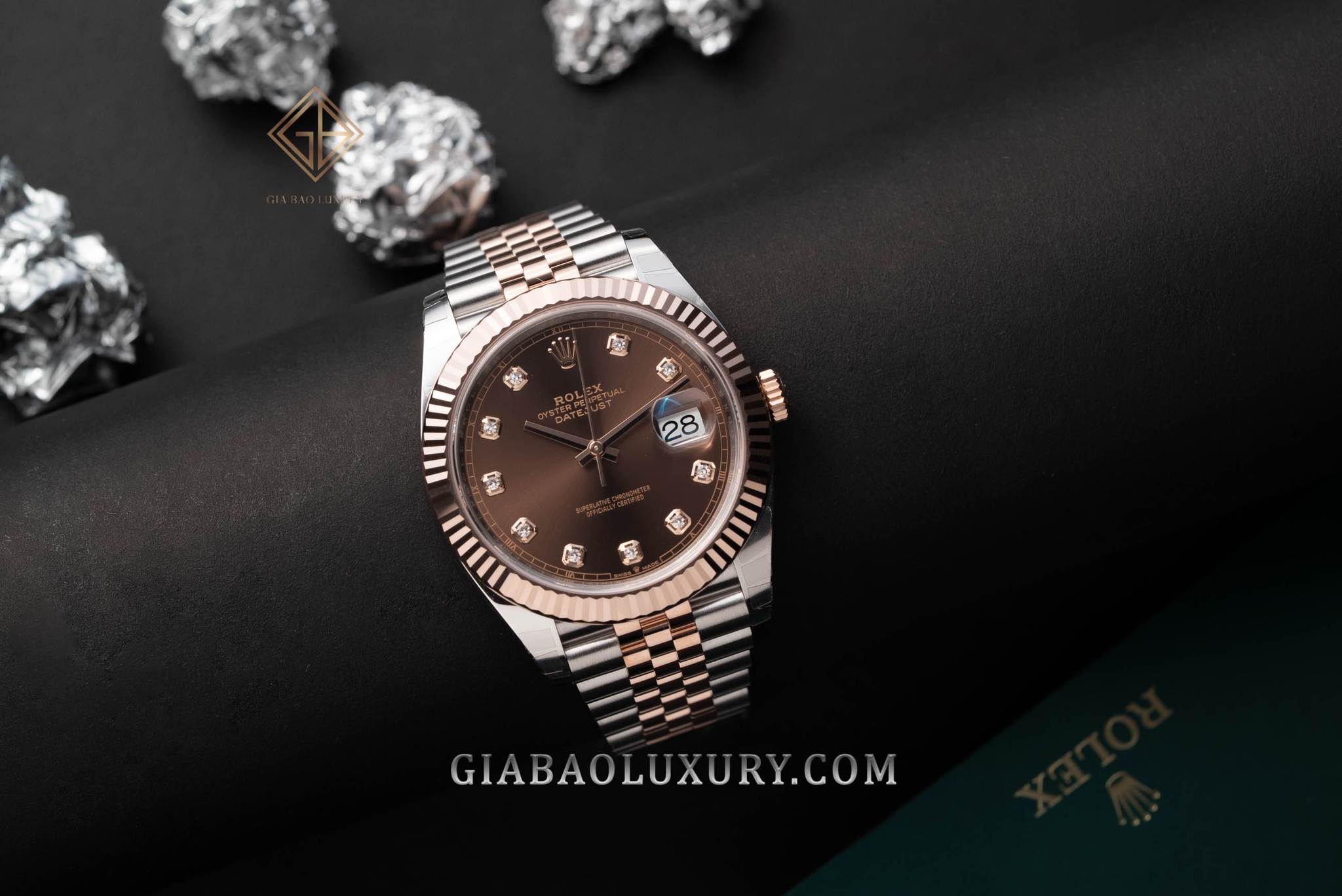 Đồng Hồ Rolex Datejust 41 126331 Mặt Số Chocolate Nạm Kim Cương