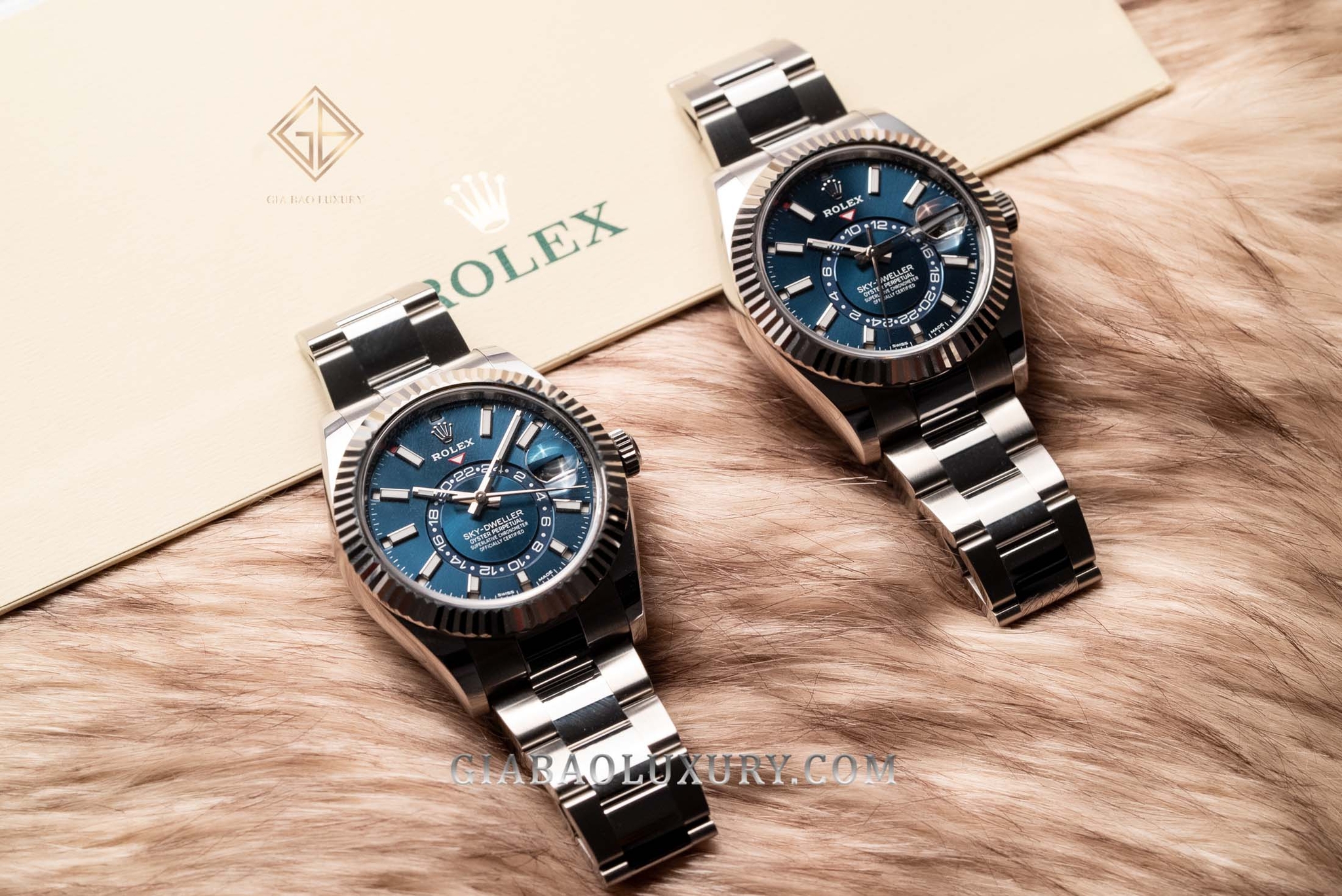 Đồng Hồ Rolex Sky-Dweller 326934 Mặt Số Xanh