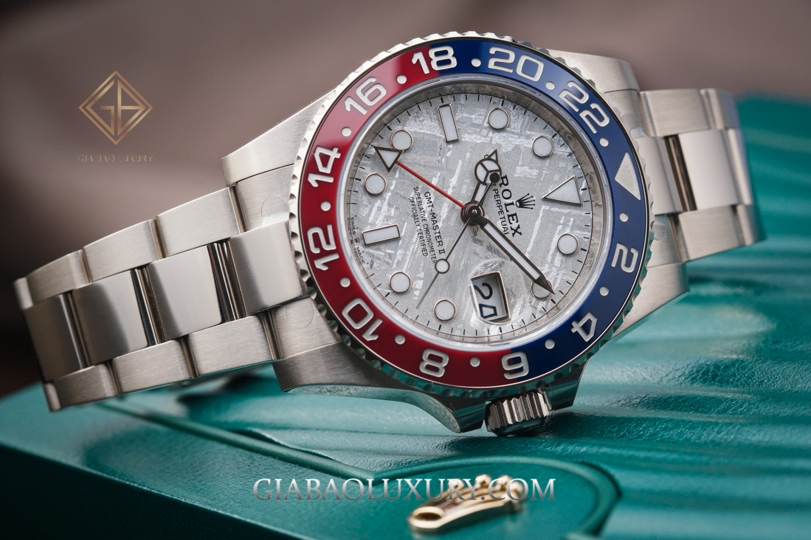 Đồng Hồ Rolex GMT-Master II 126719BLRO Mặt Số Thiên Thạch