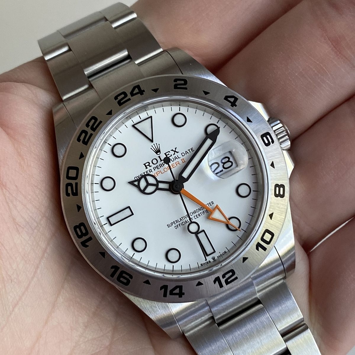 đồng hồ Rolex Explorer II 226570