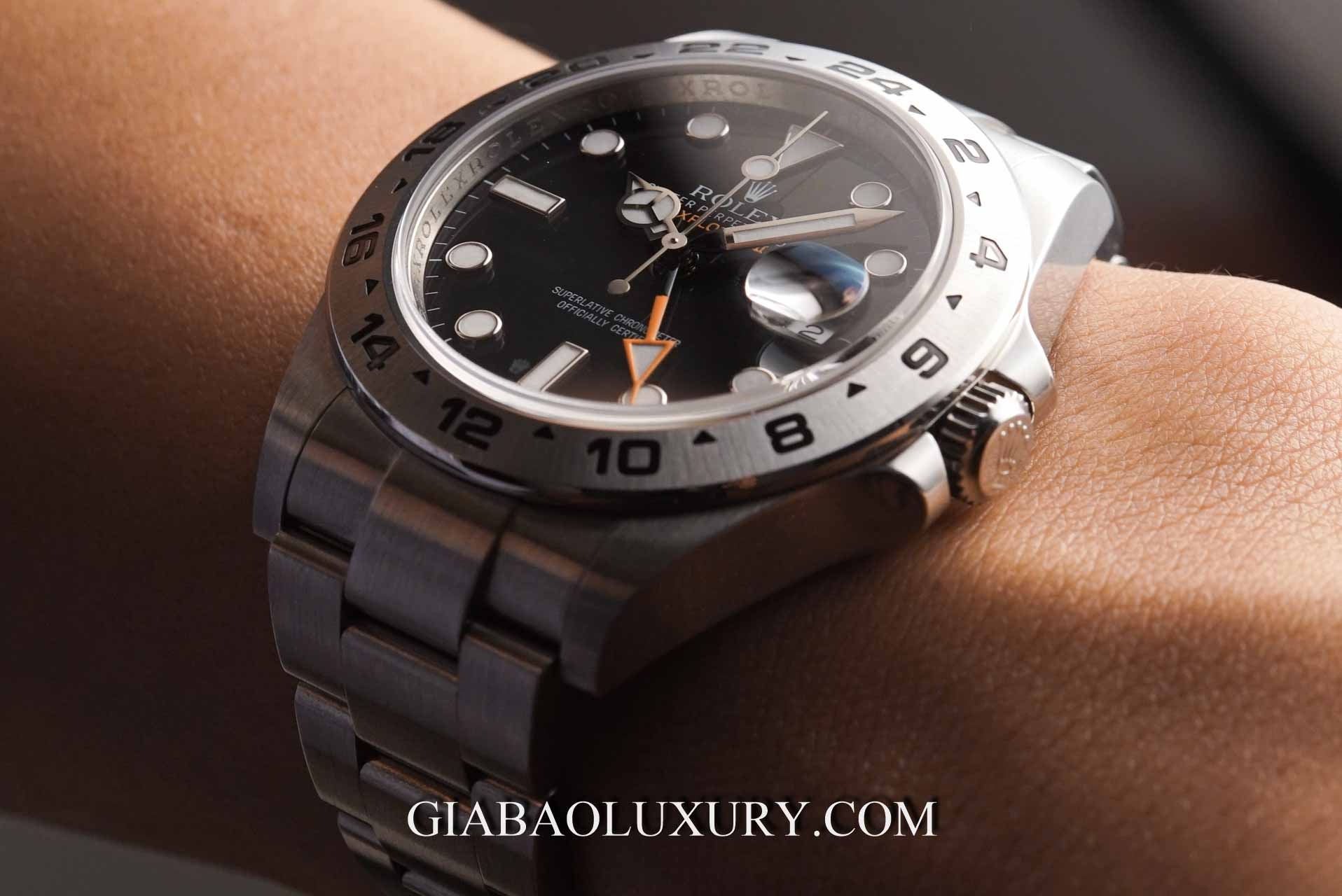 Đồng Hồ Rolex Explorer II 216570 Mặt số đen