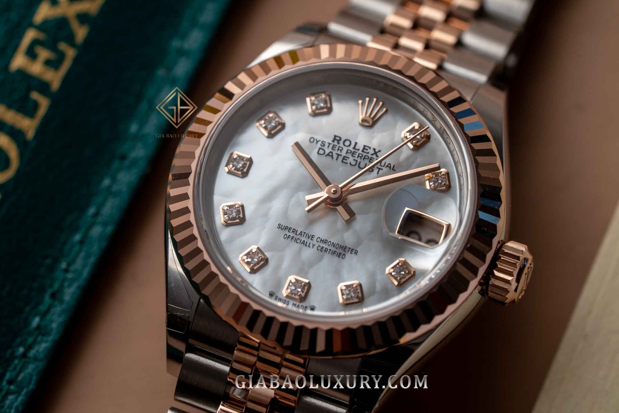 Đồng Hồ Rolex Datejust 31 278271 Mặt Số Vỏ Trai Trắng