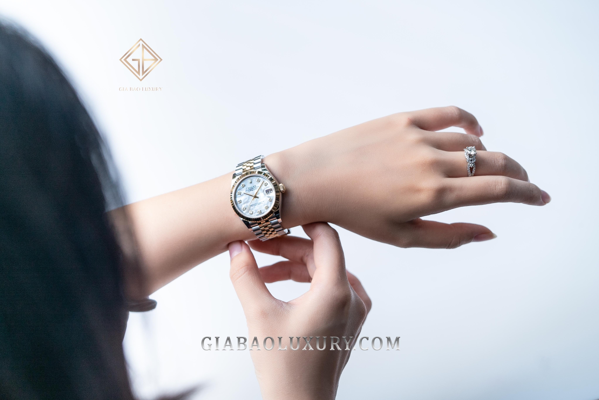 Đồng Hồ Rolex Datejust 31 278273 Mặt Vỏ Trai Trắng