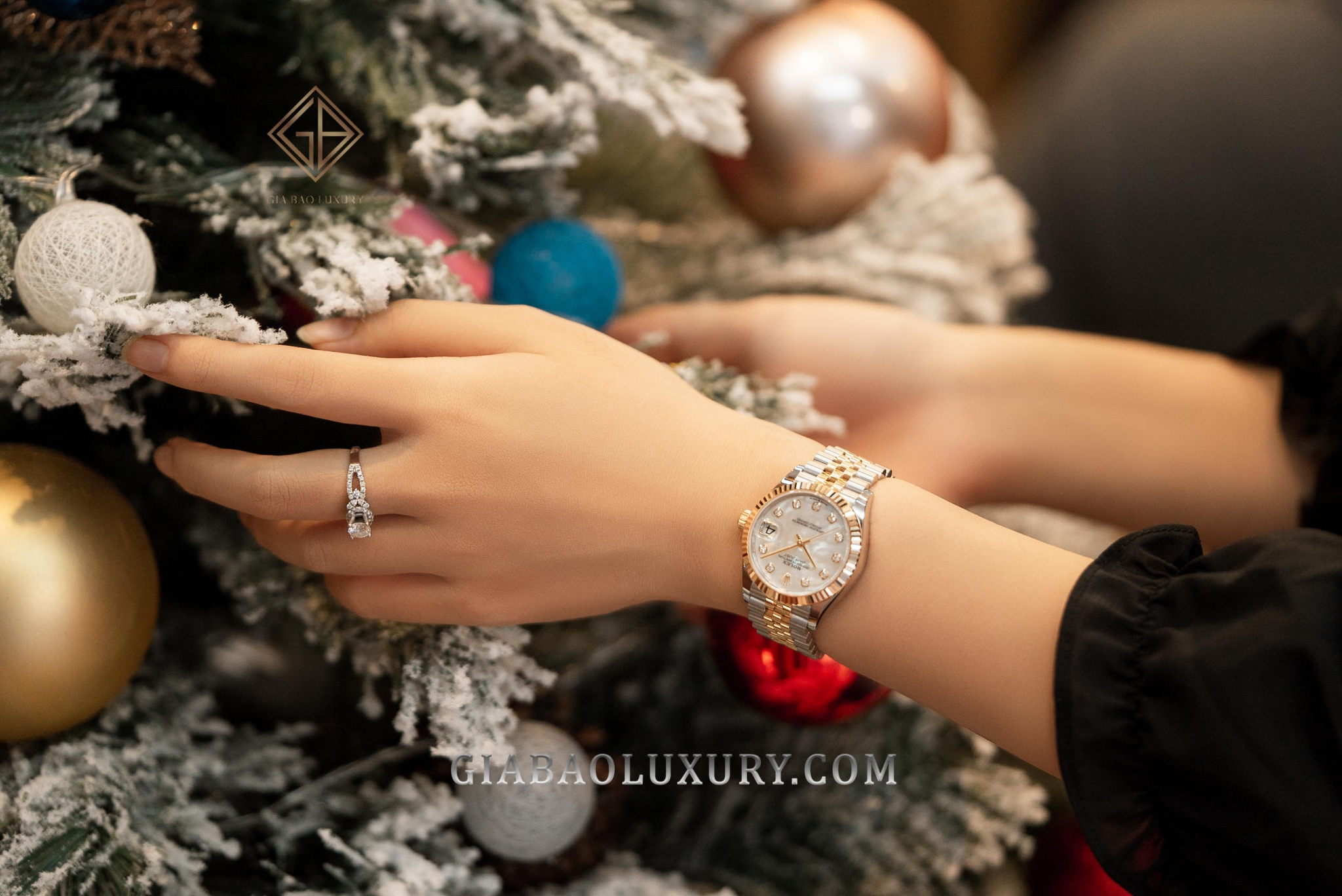Đồng Hồ Rolex Datejust 31 278273 Mặt Vỏ Trai Trắng