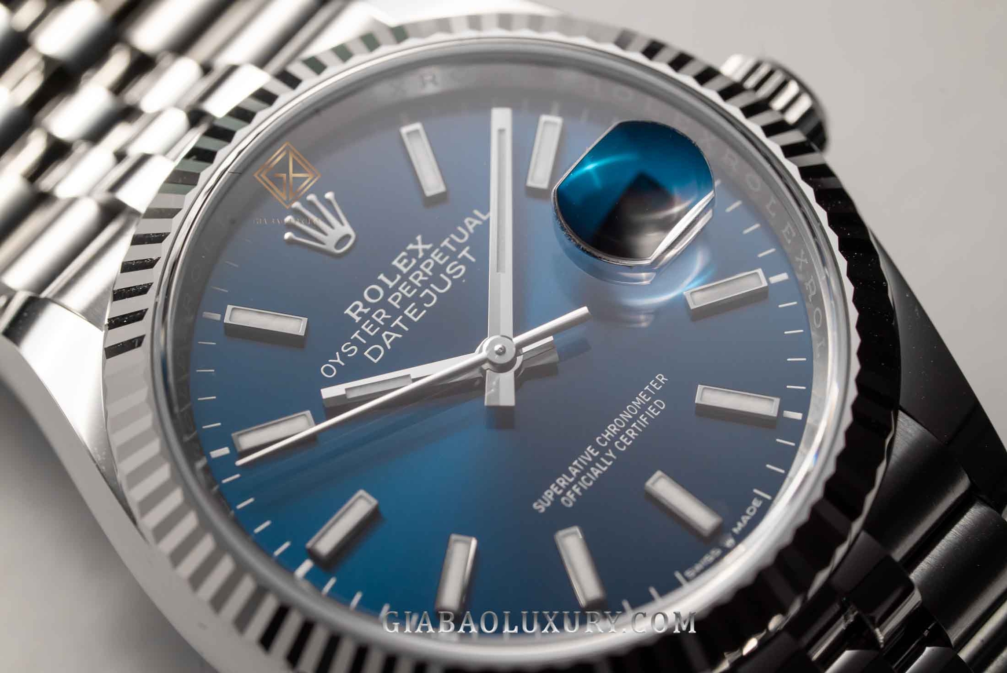 Đồng Hồ Rolex Datejust 36 126234 Mặt Số Xanh