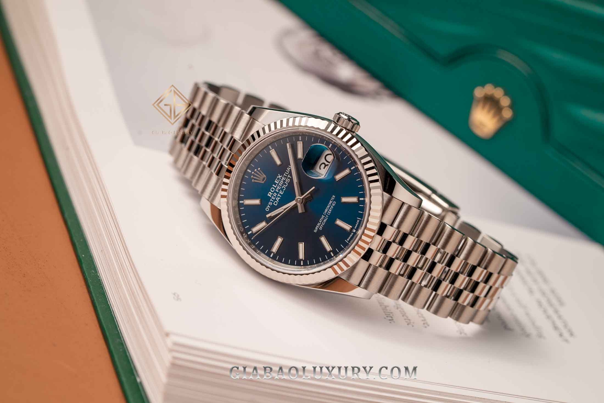 Đồng Hồ Rolex Datejust 36 126234 Mặt Số Xanh