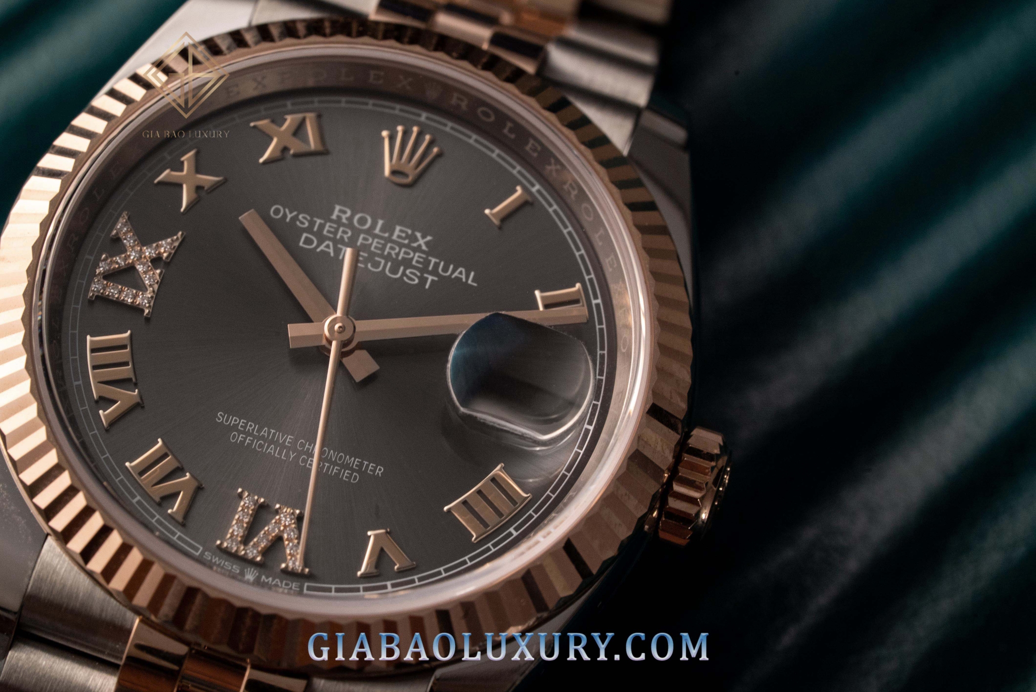 Đồng Hồ Rolex Datejust 36 126231 Mặt Số Rhodium Cọc Số La Mã Nạm Kim Cương