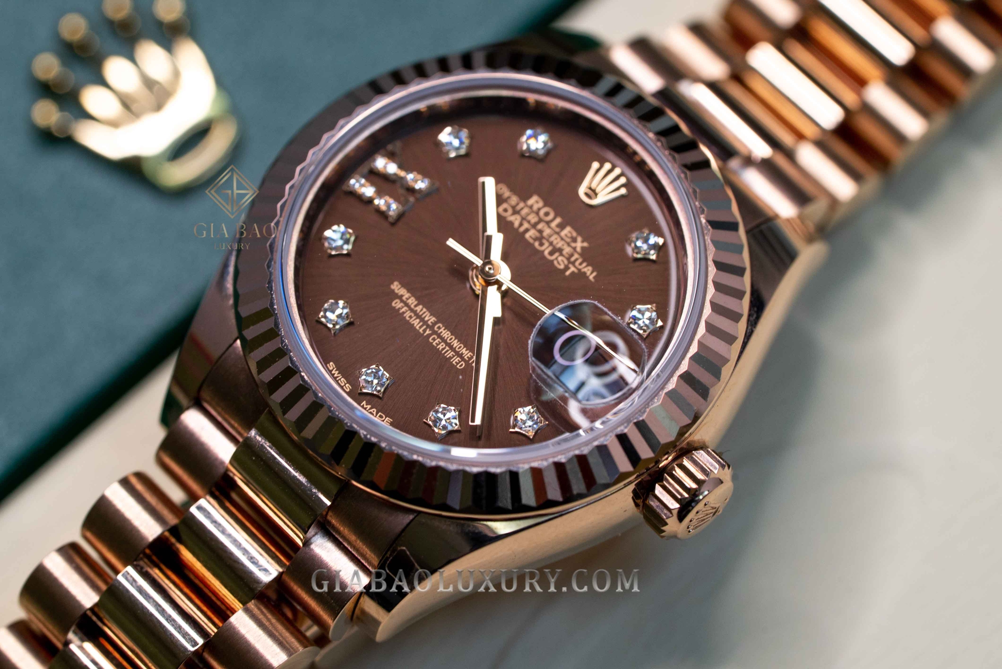 Đồng Hồ Rolex Lady-Datejust 279175 Mặt Số Chocolate Cọc Số Sao La Mã