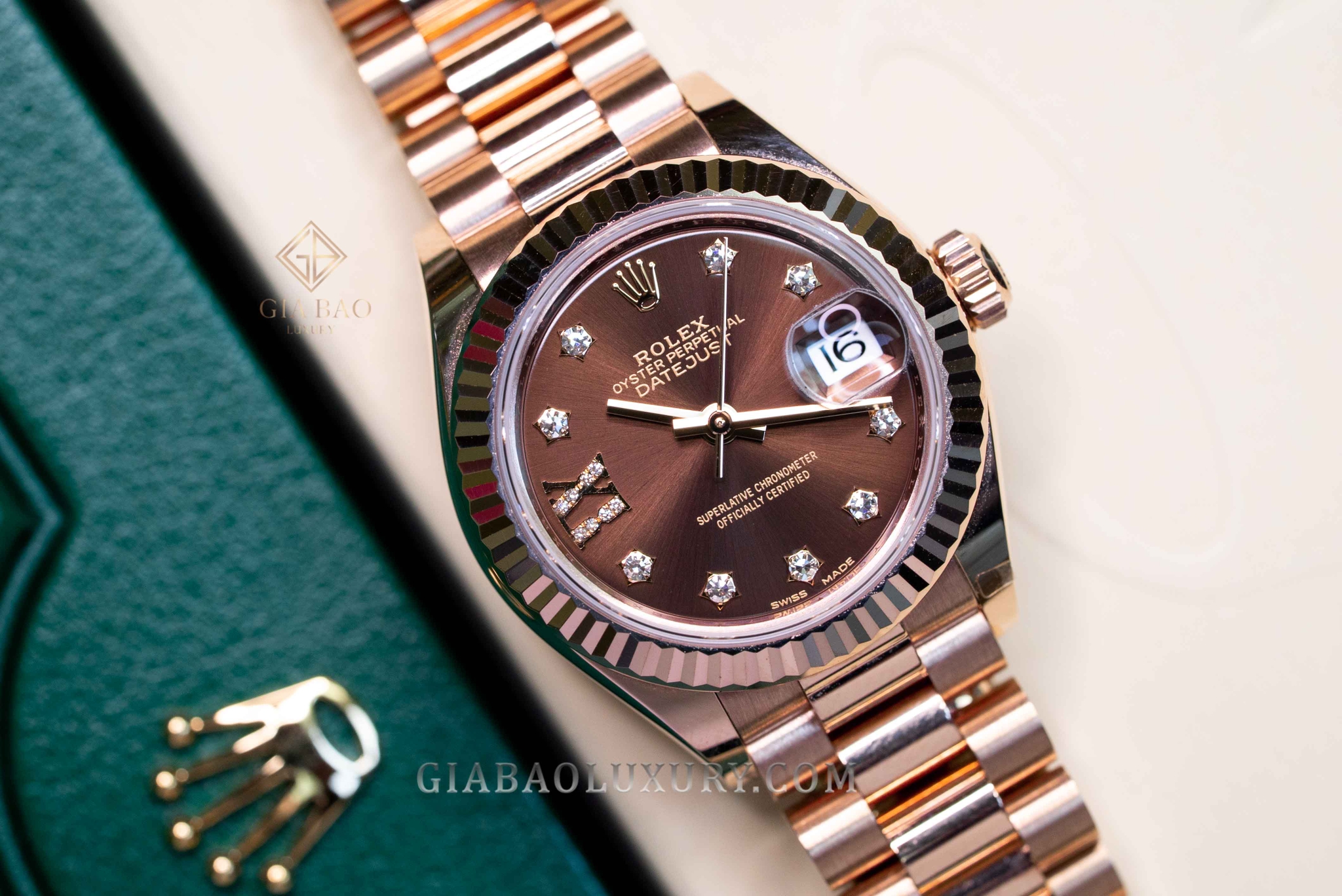 Đồng Hồ Rolex Lady-Datejust 279175 Mặt Số Chocolate Cọc Số Sao La Mã