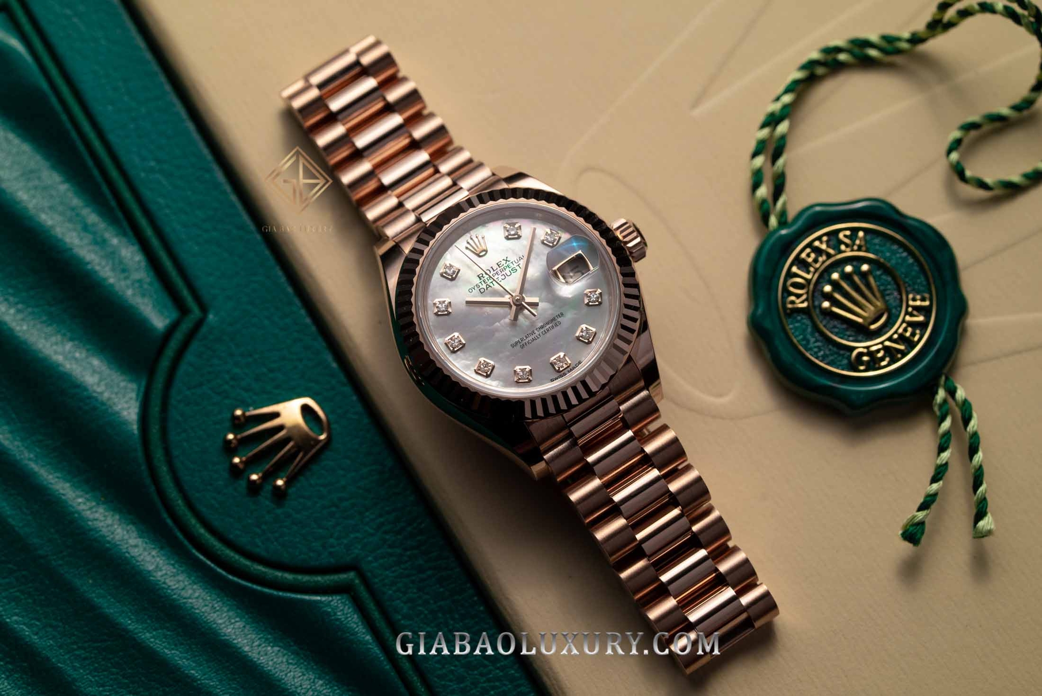 Đồng hồ Rolex Lady-Datejust 279175 Mặt Số Vỏ Trai Dây Đeo President