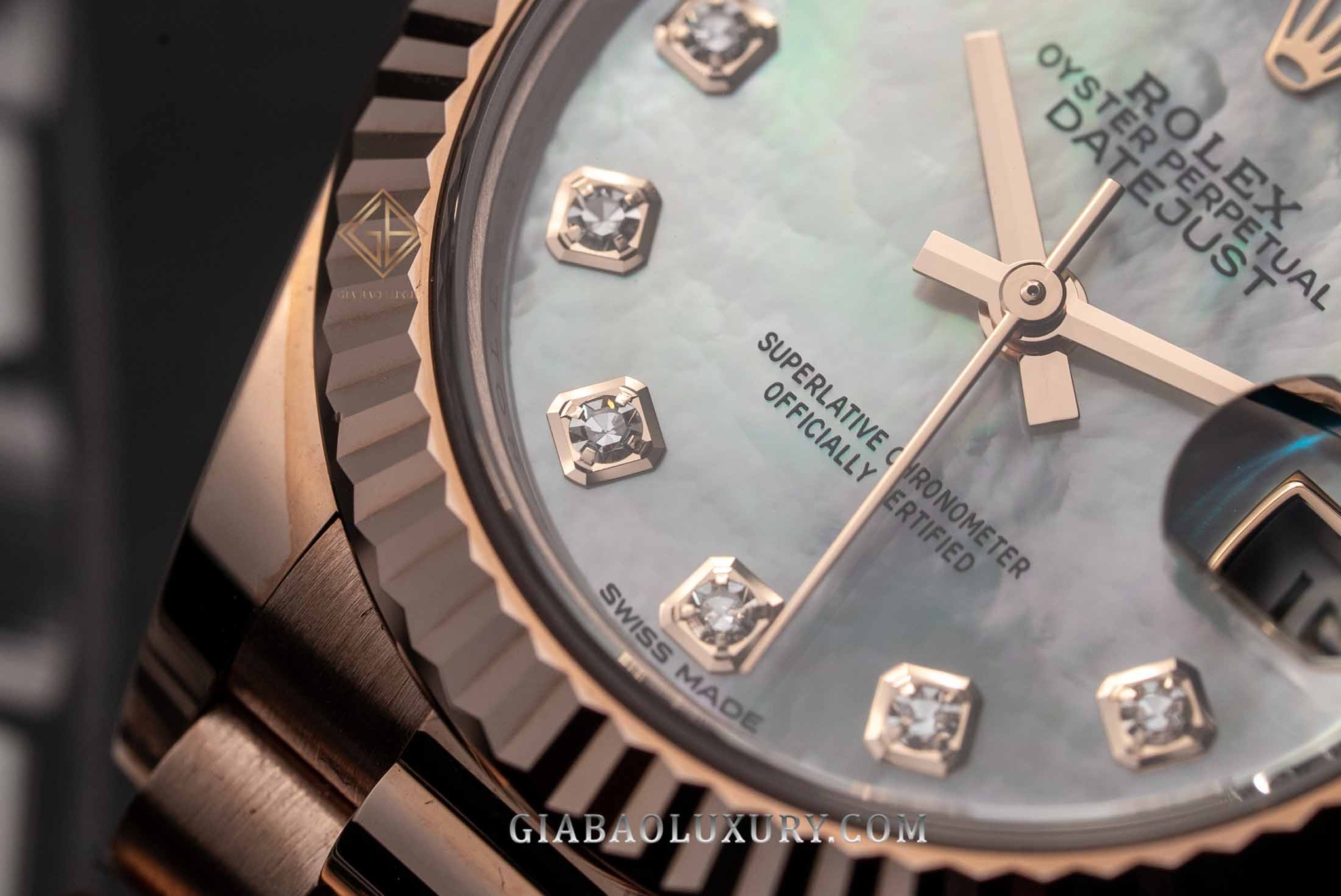 Đồng hồ Rolex Lady-Datejust 279175 Mặt Số Vỏ Trai Dây Đeo President