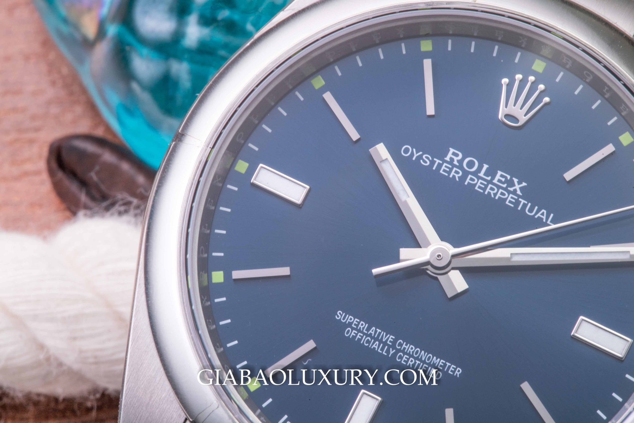 đồng hồ Rolex Oyster Perpetual 114300
