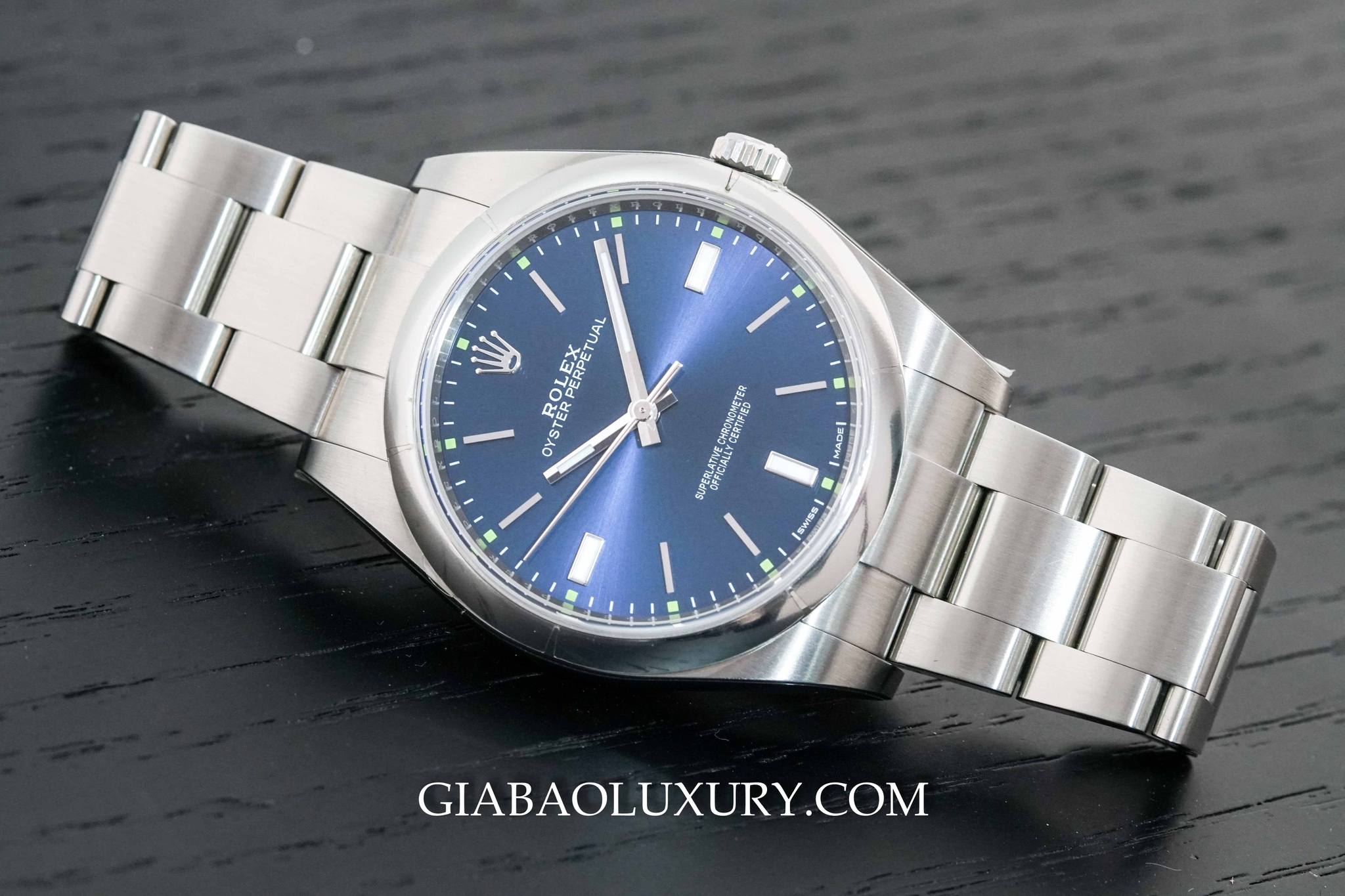 Đồng Hồ Rolex Oyster Perpetual 114300