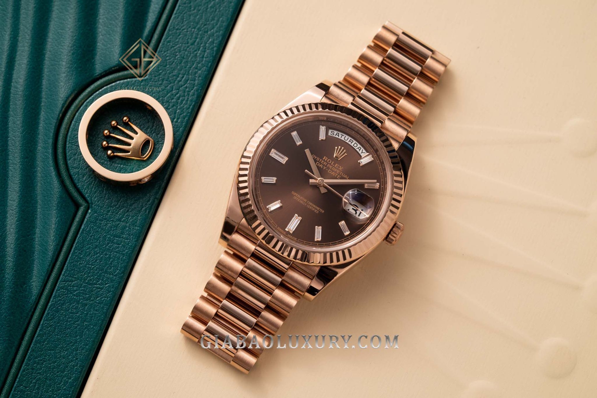 Review đồng hồ Rolex Day-Date 228235