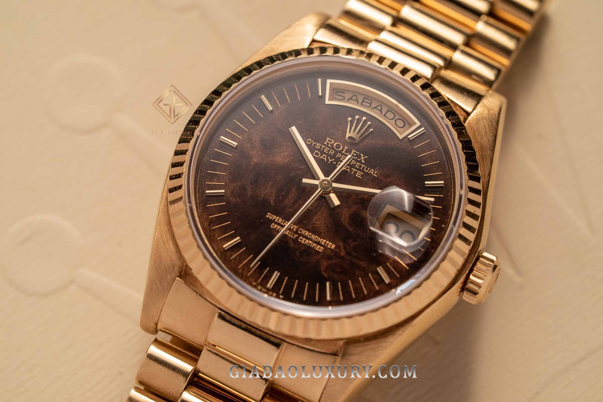 Đồng hồ Rolex Day-Date 36 18038 Mặt Số Gỗ Burr