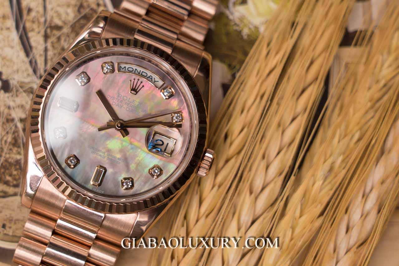 Đồng Hồ Rolex Day-Date 118235 Mặt Số Xà Cừ Tím